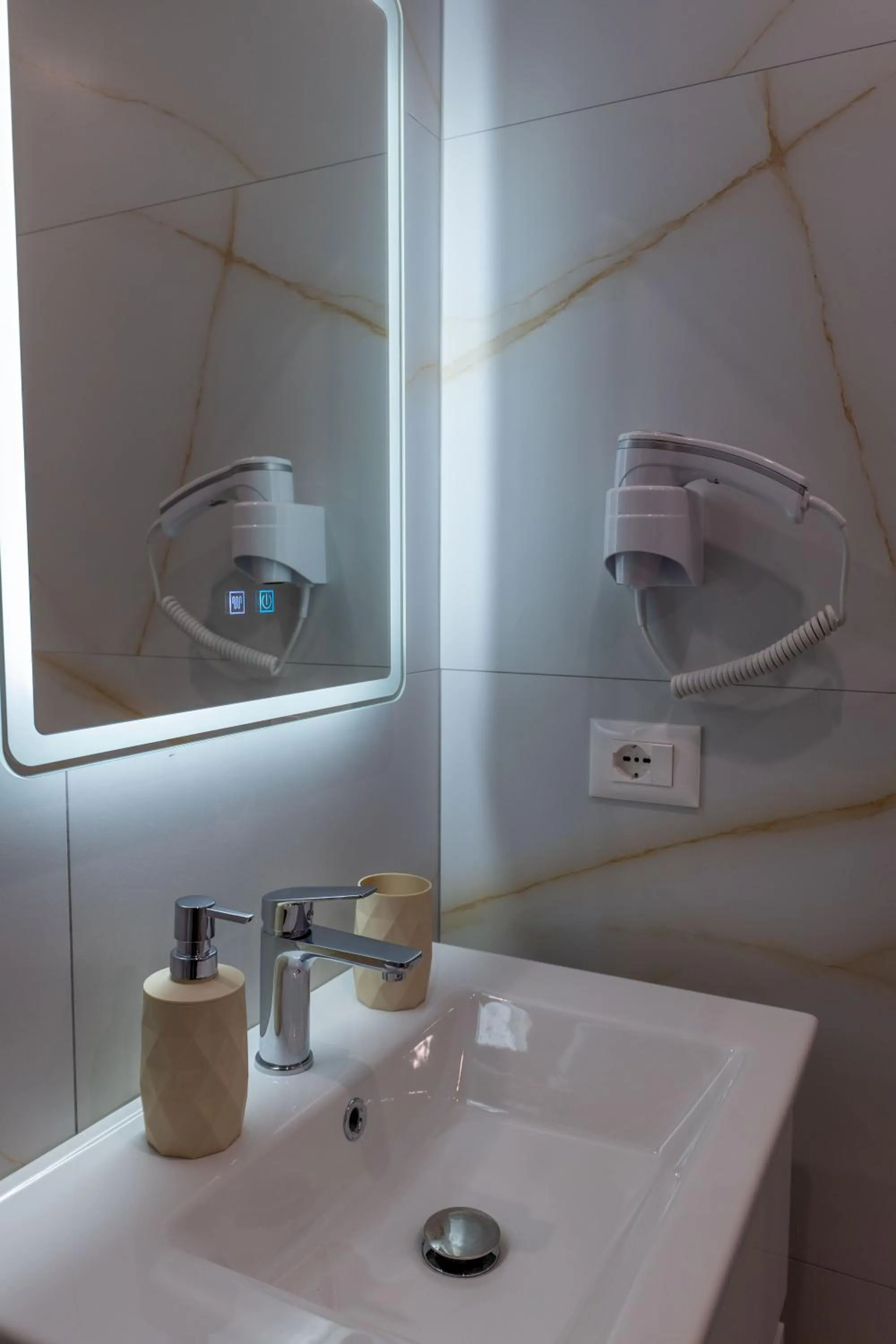 Bathroom in Hotel Flori