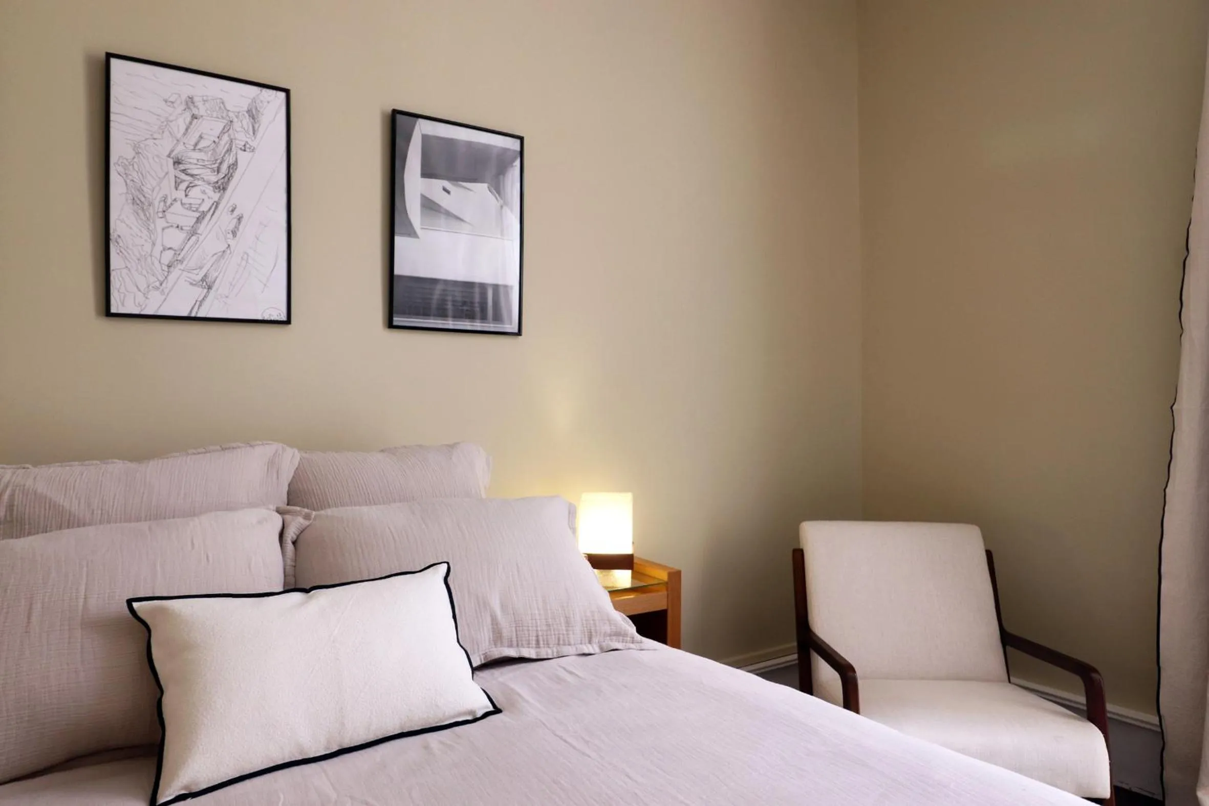 Bed in Le25 Parahotellerie