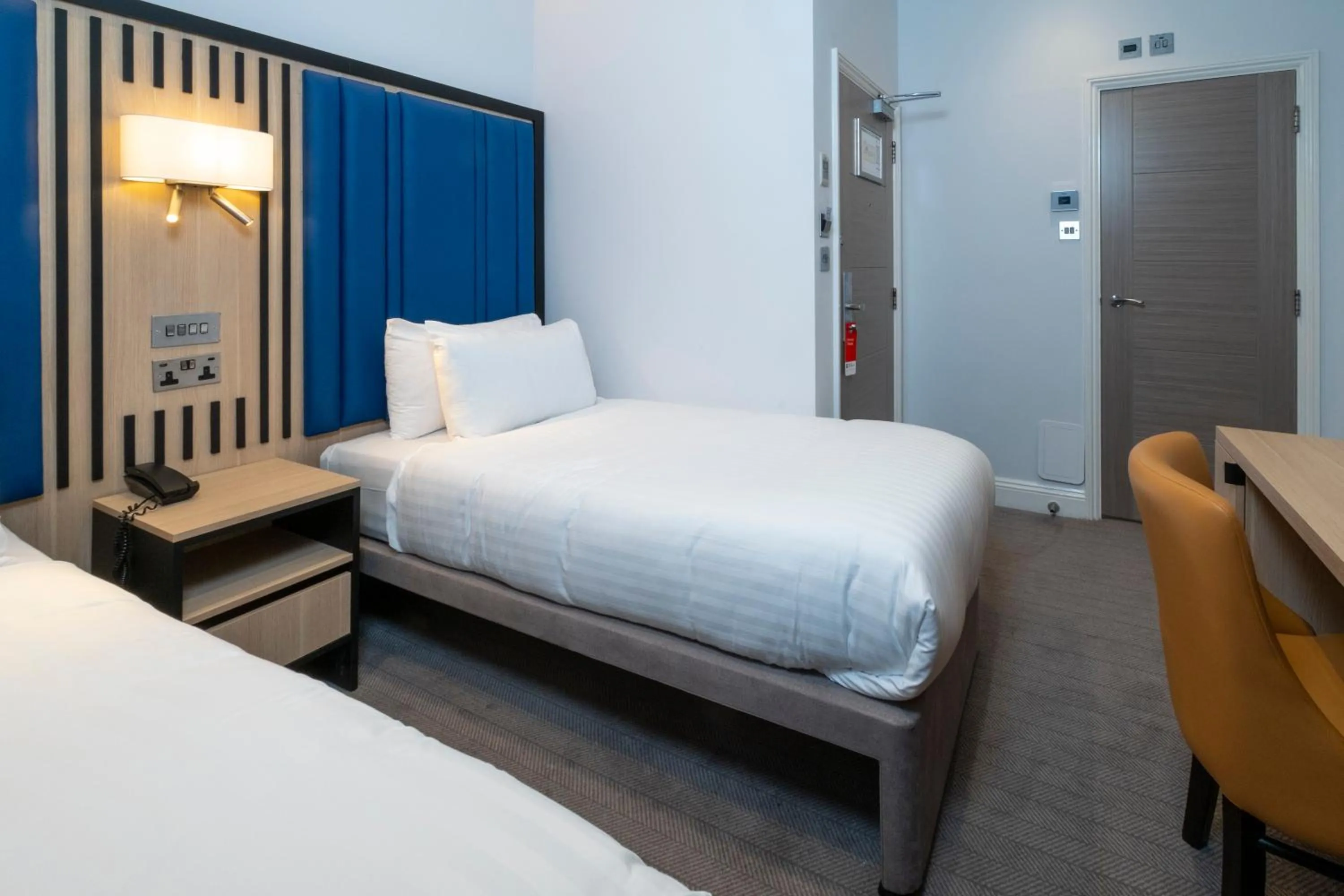 Bed in Best Western Victoria Palace