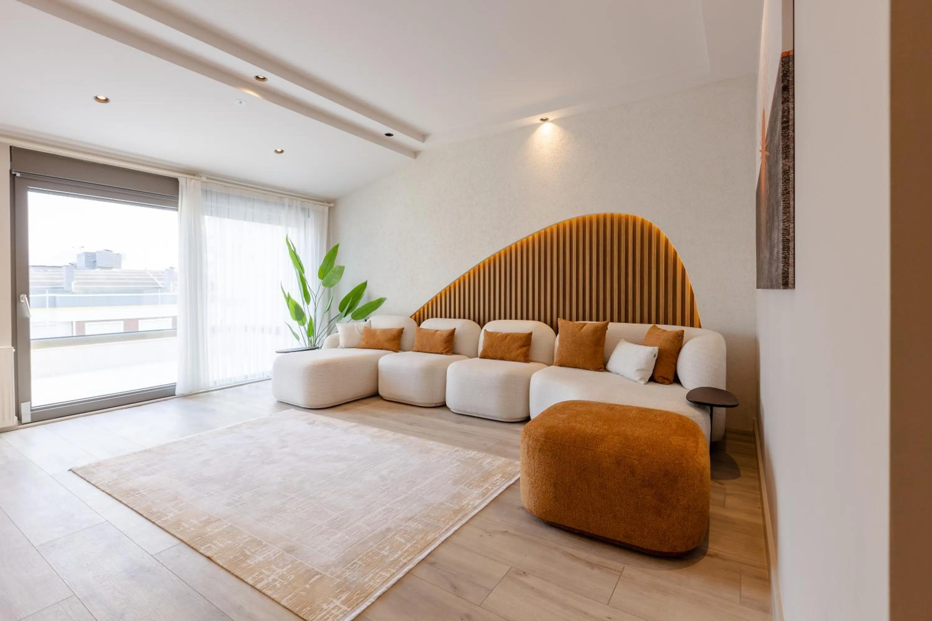 Communal lounge/ TV room in Los Suites