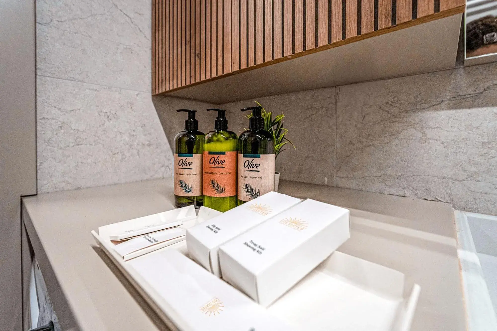 Bathroom in Los Suites Bathroom in Los Suites