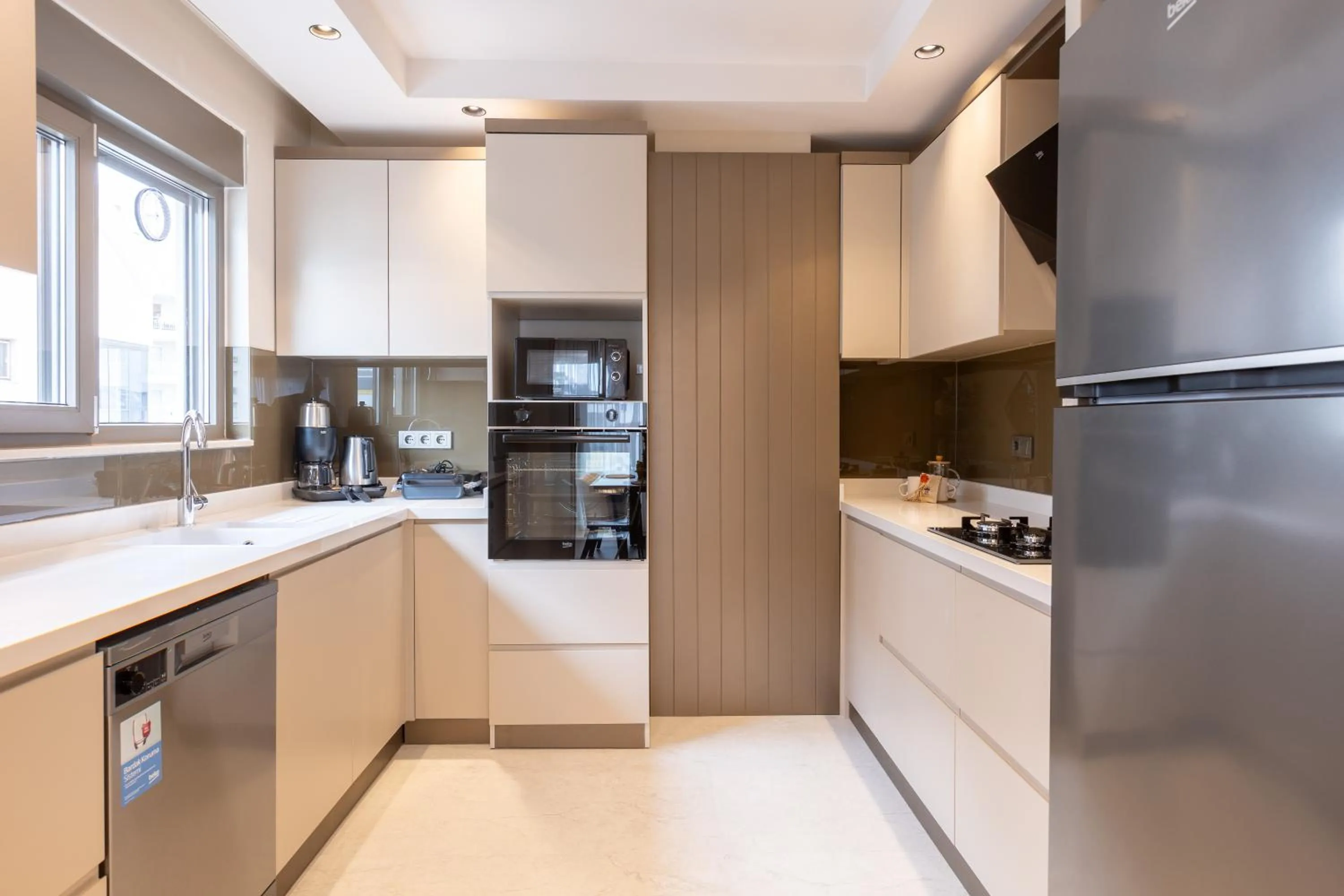 Coffee/tea facilities in Los Suites