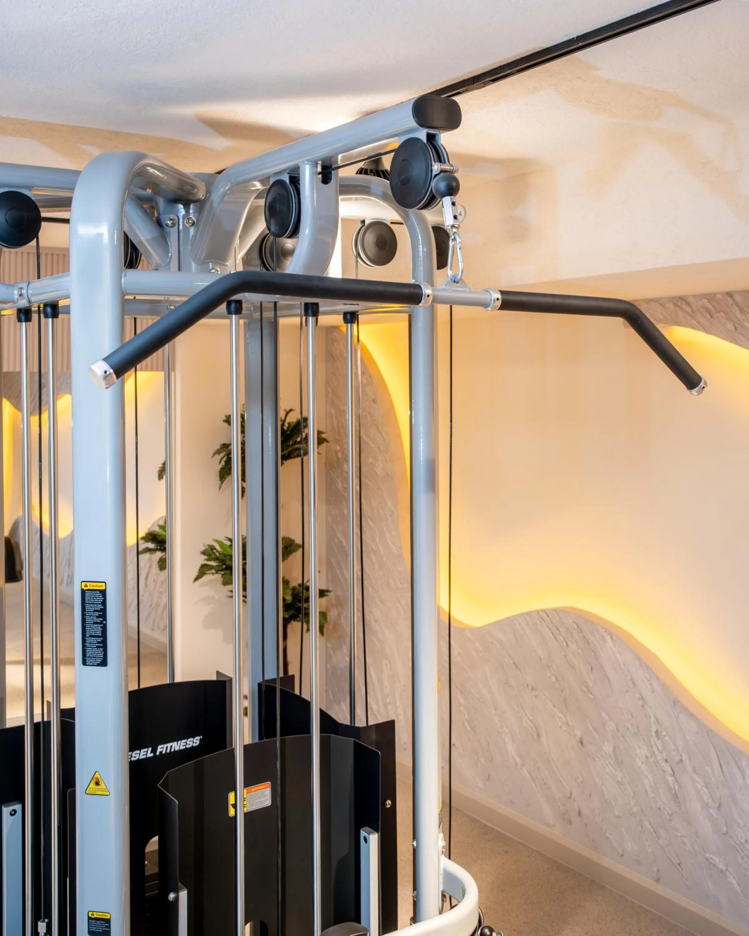 Fitness centre/facilities in Los Suites