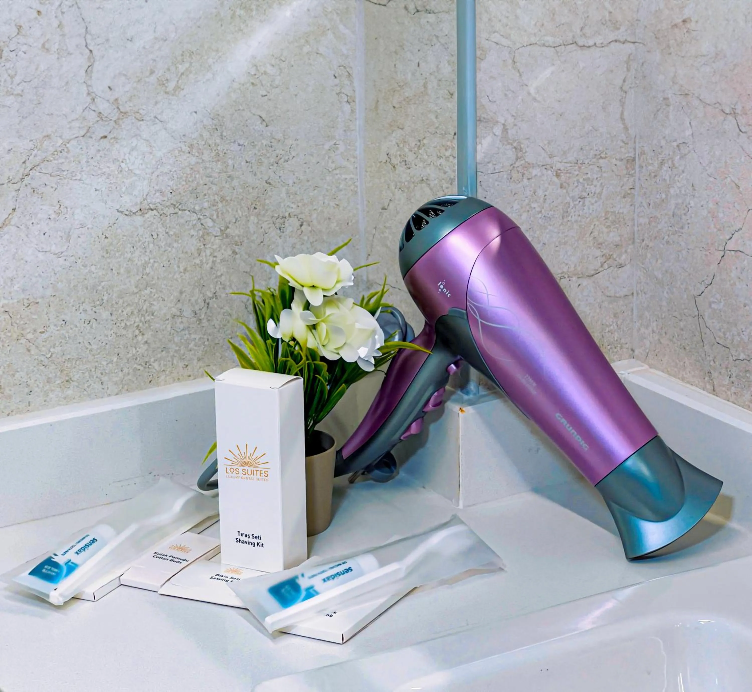 Bathroom in Los Suites