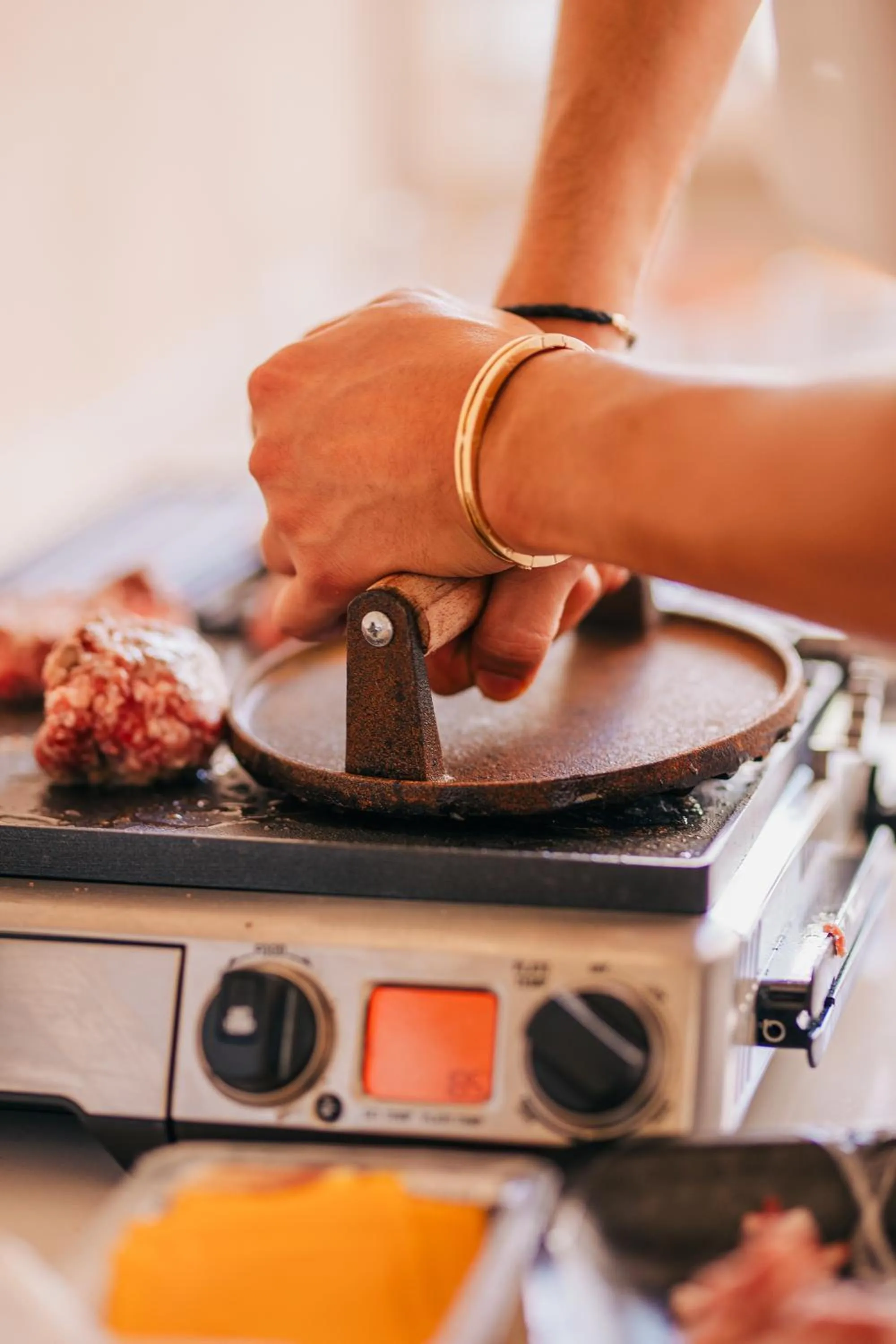 Kitchen or kitchenette in Los Suites
