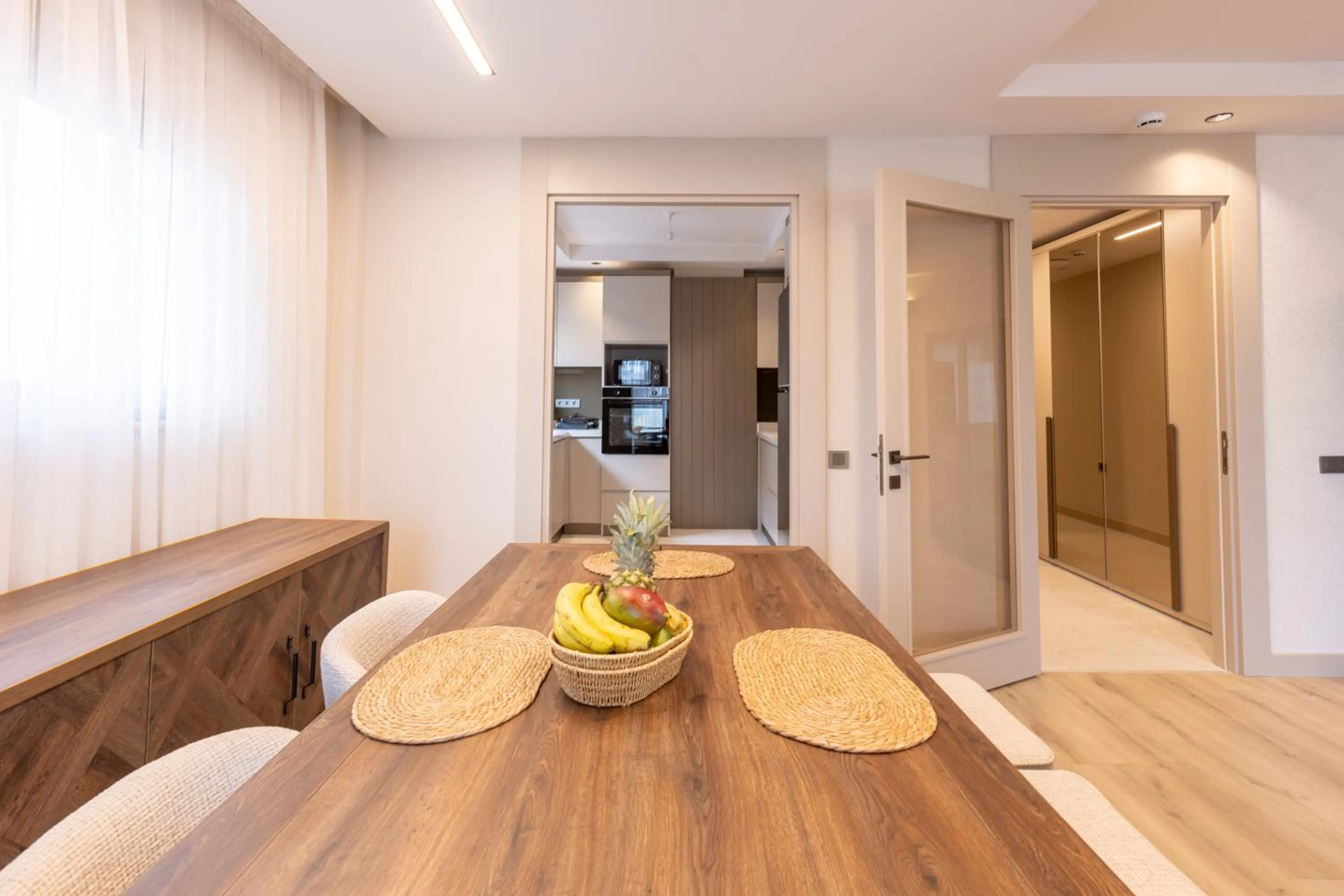 Kitchen or kitchenette in Los Suites