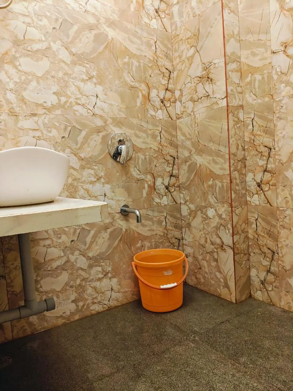 Bathroom in River An Sky Resort