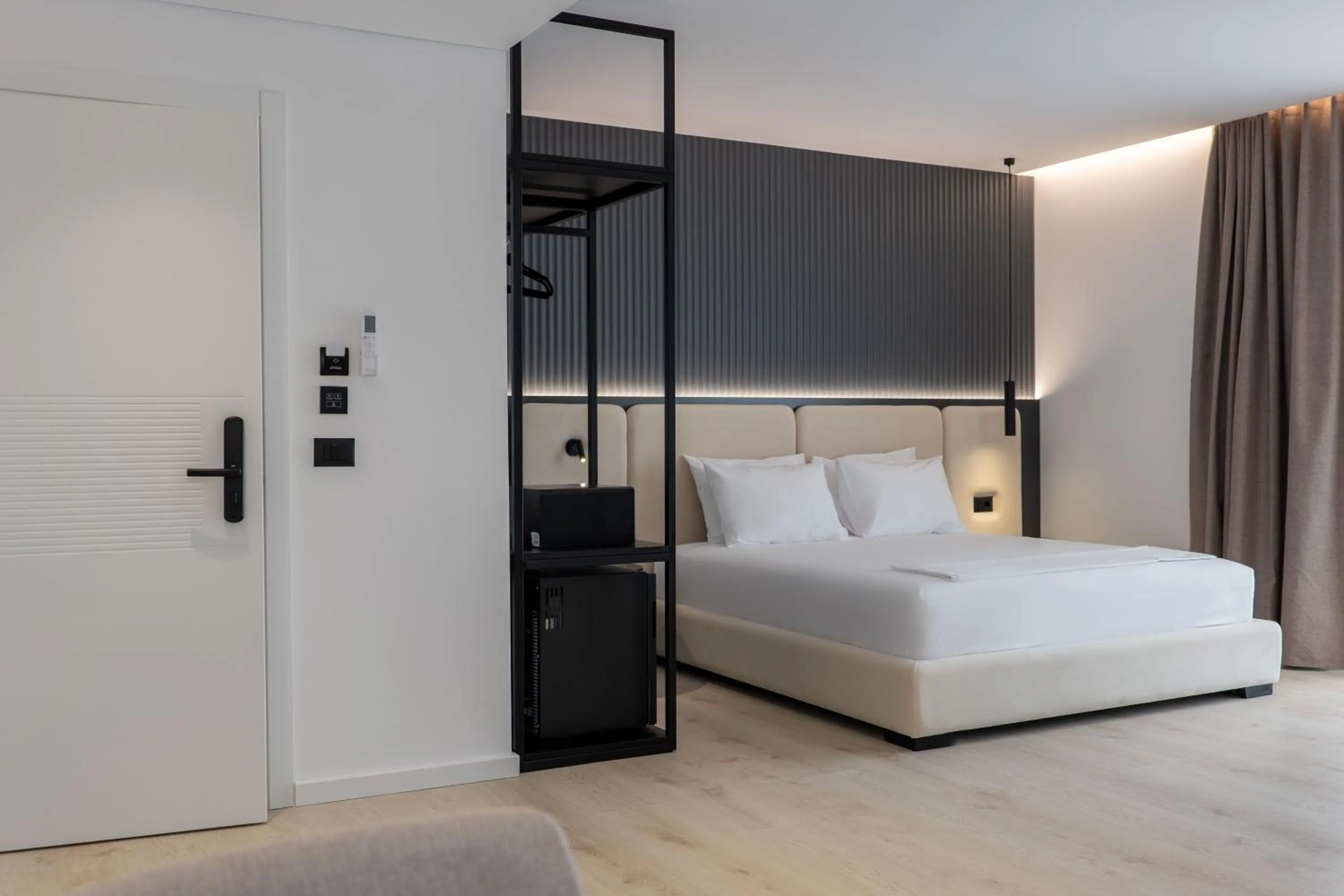 Photo of the whole room, Bed in Arrei Hotel