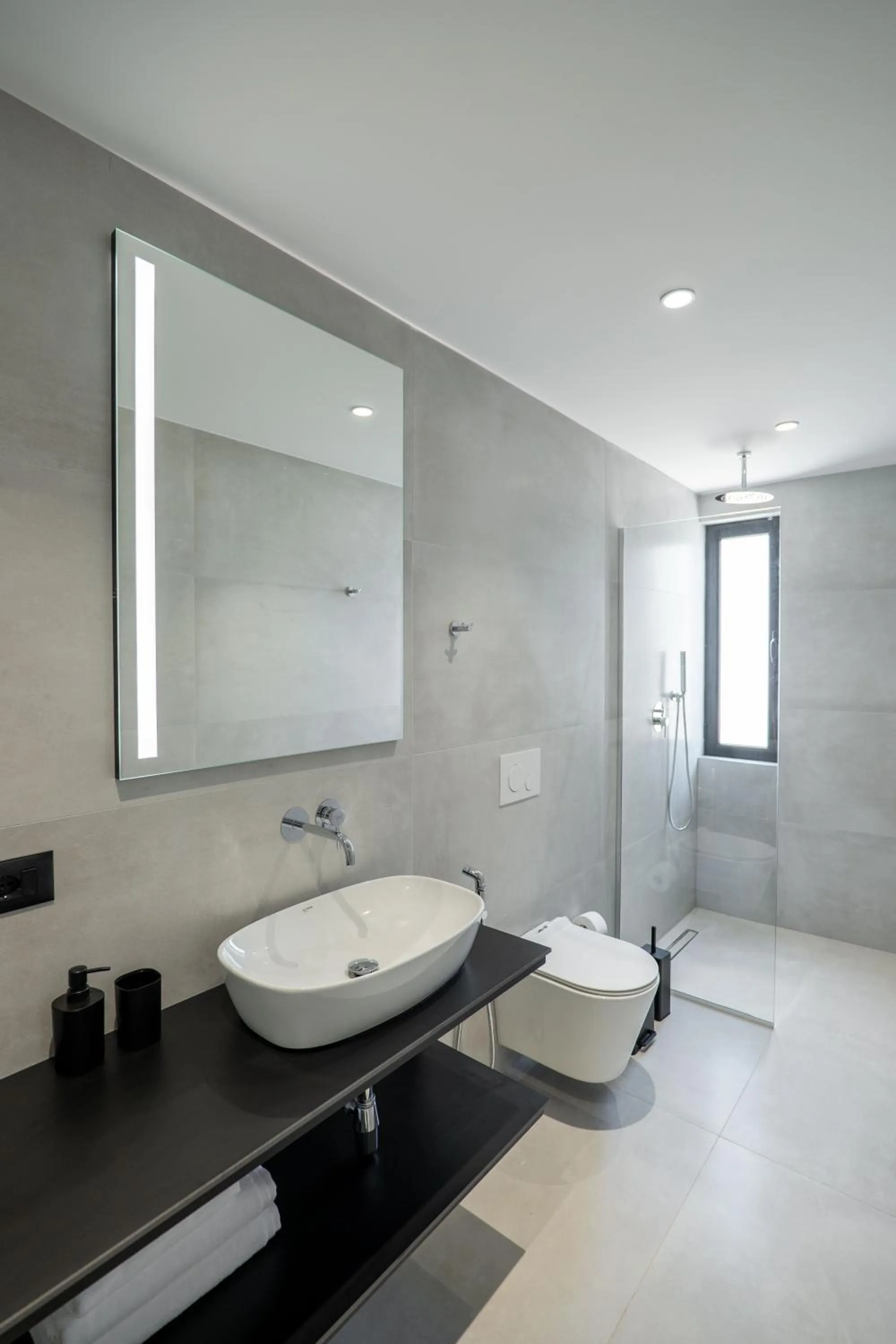 Bathroom in Arrei Hotel