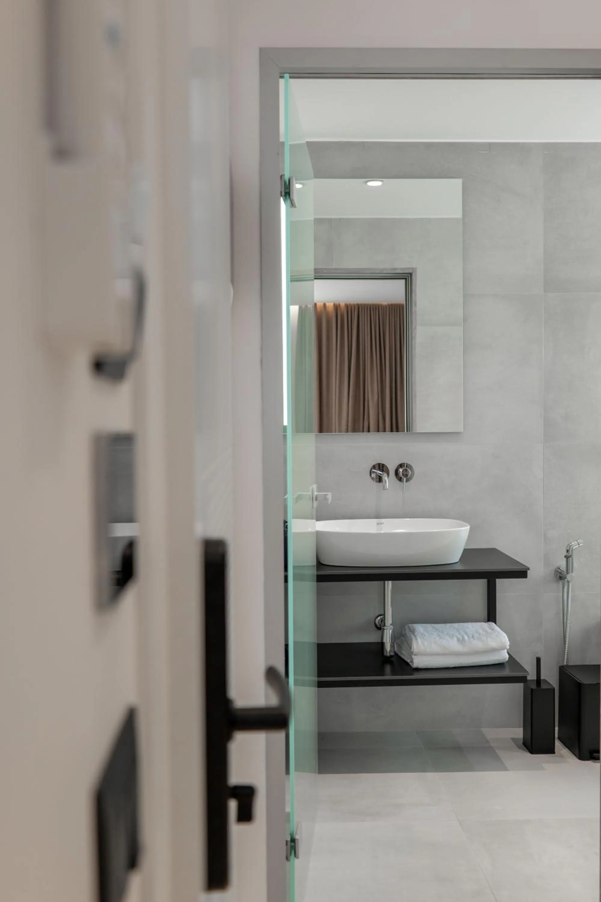 Bathroom in Arrei Hotel