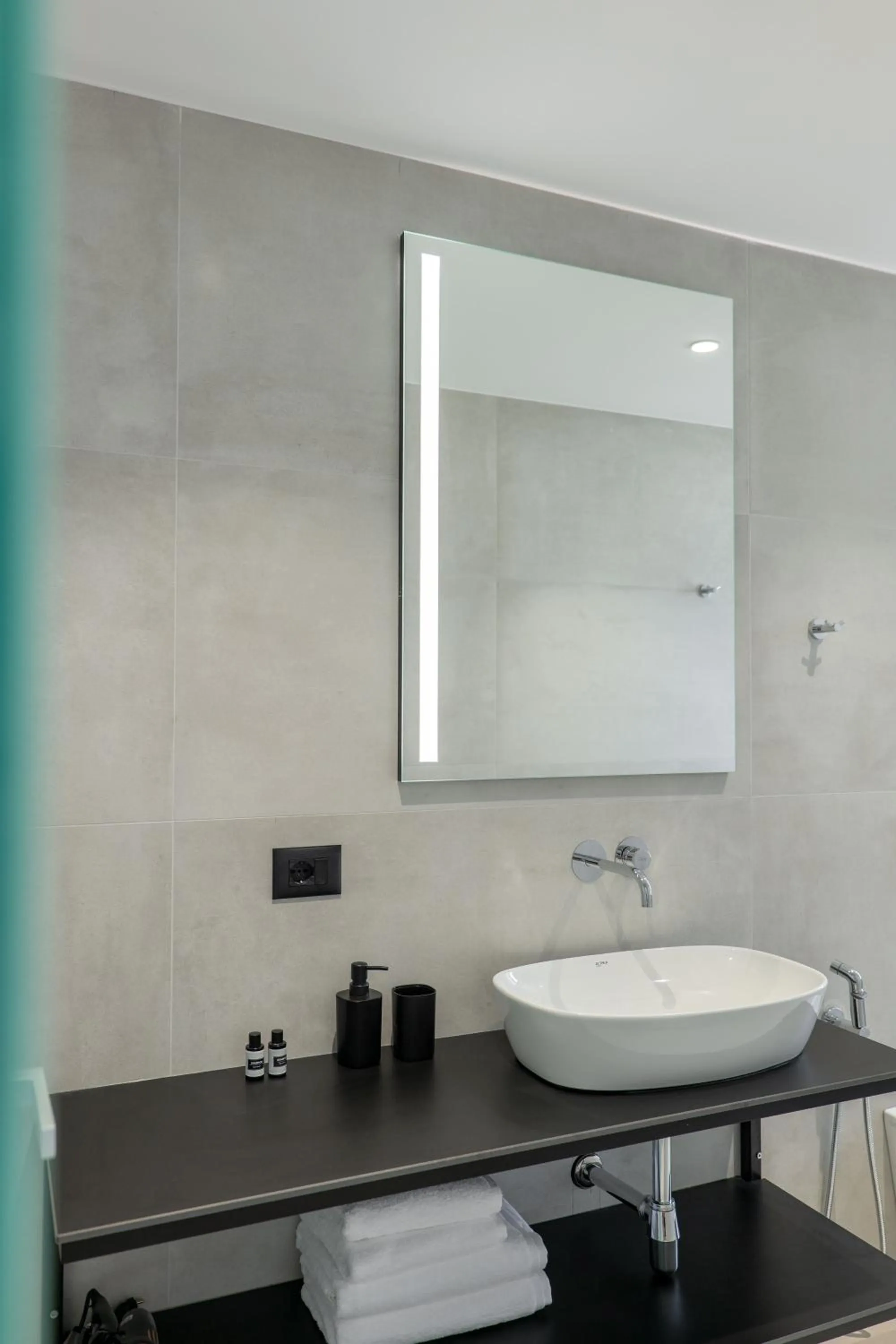 Bathroom in Arrei Hotel