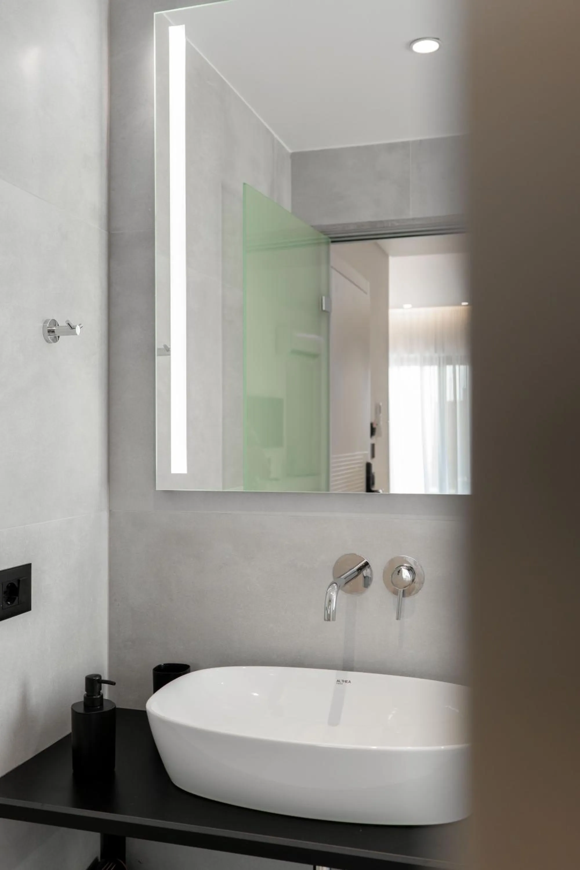 Bathroom in Arrei Hotel