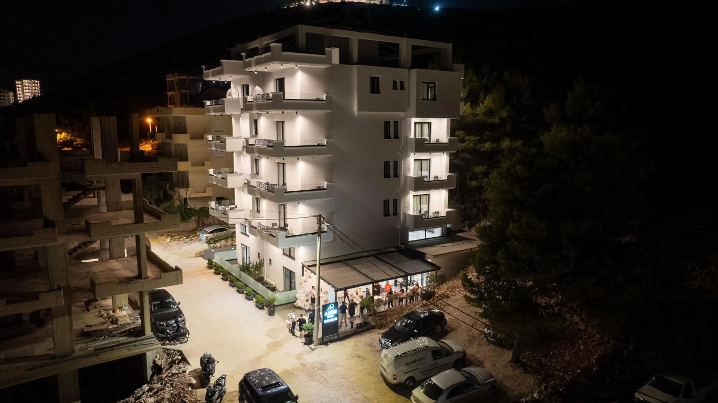 Property building in Arrei Hotel