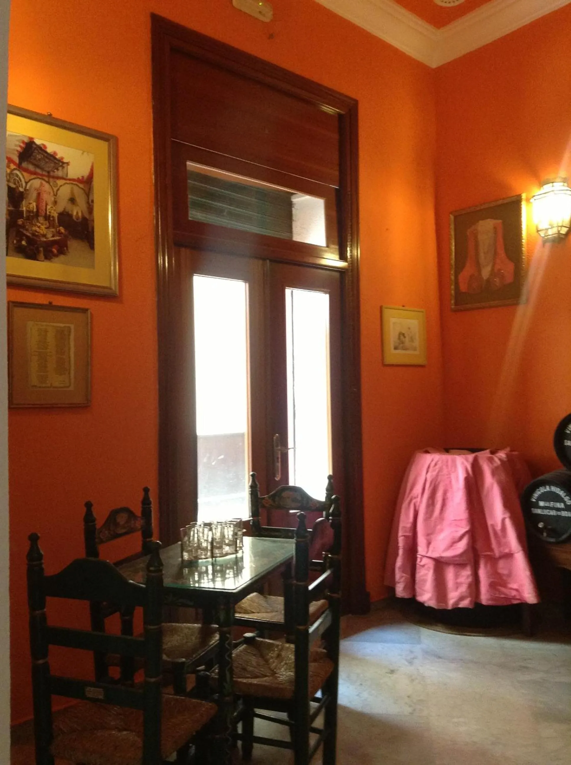 Day in Hostal Sierpes