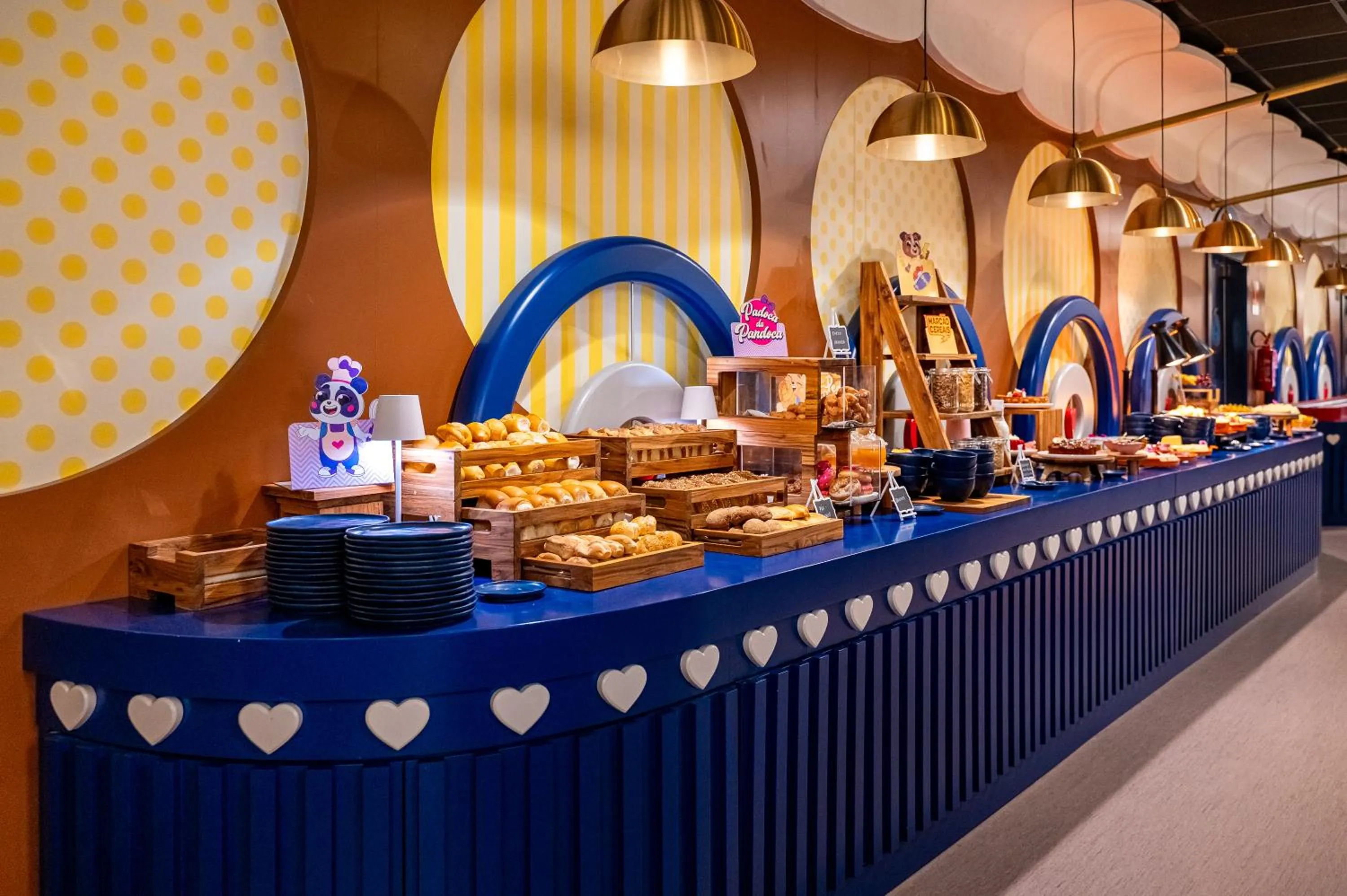 Breakfast in Mundo Criamigos Hotel Gramado