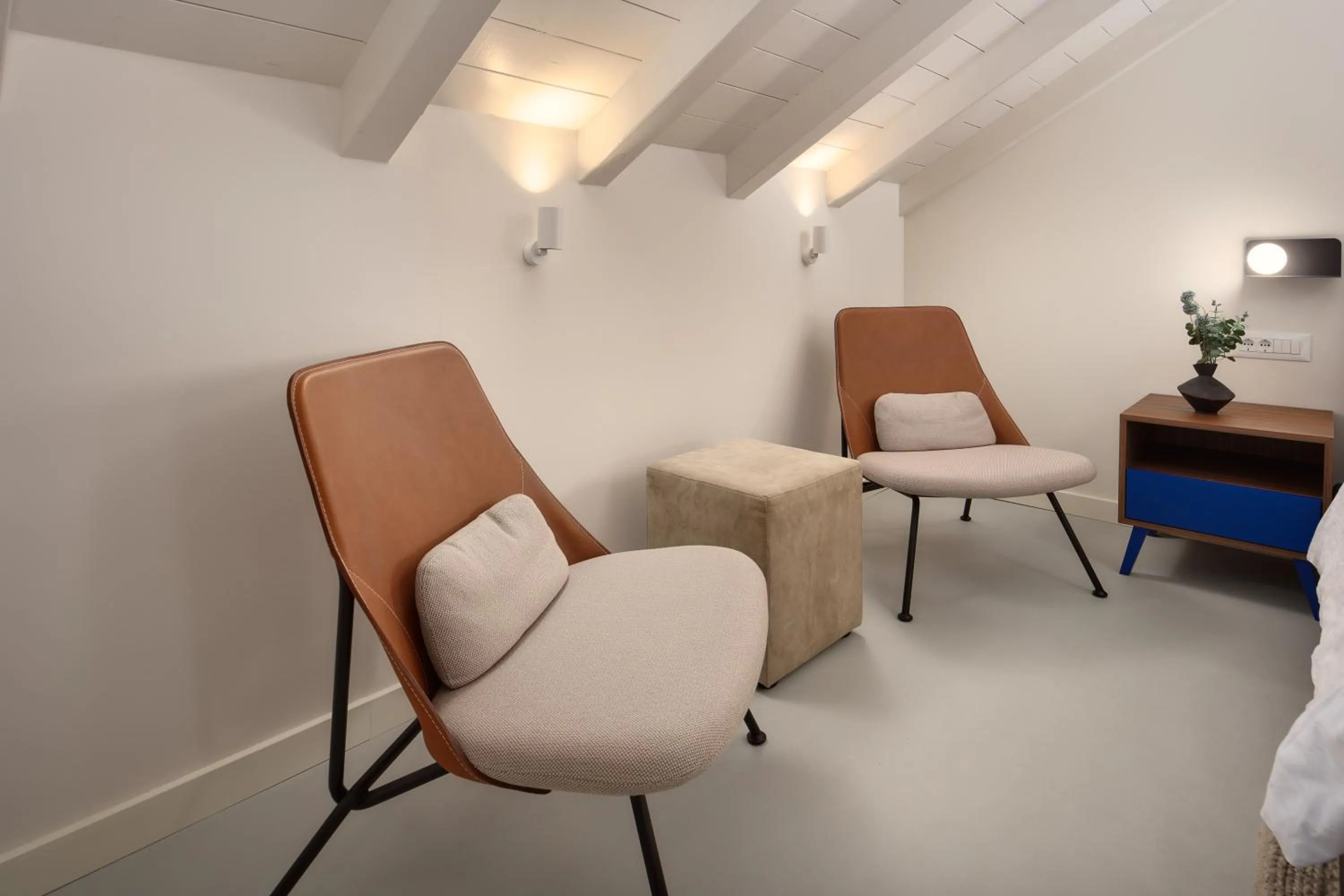 Seating area in Central Heritage Hotel