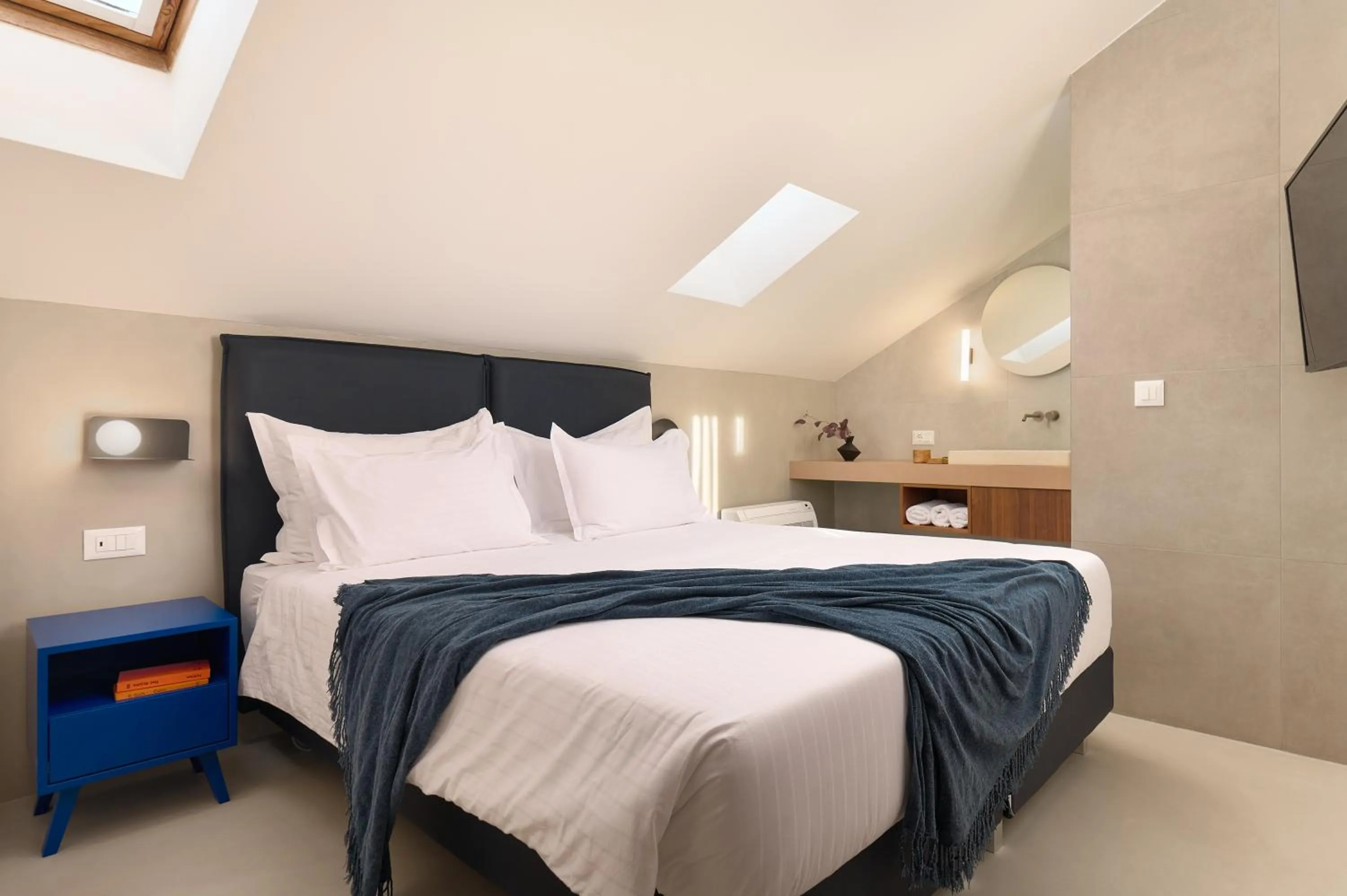 Bed in Central Heritage Hotel