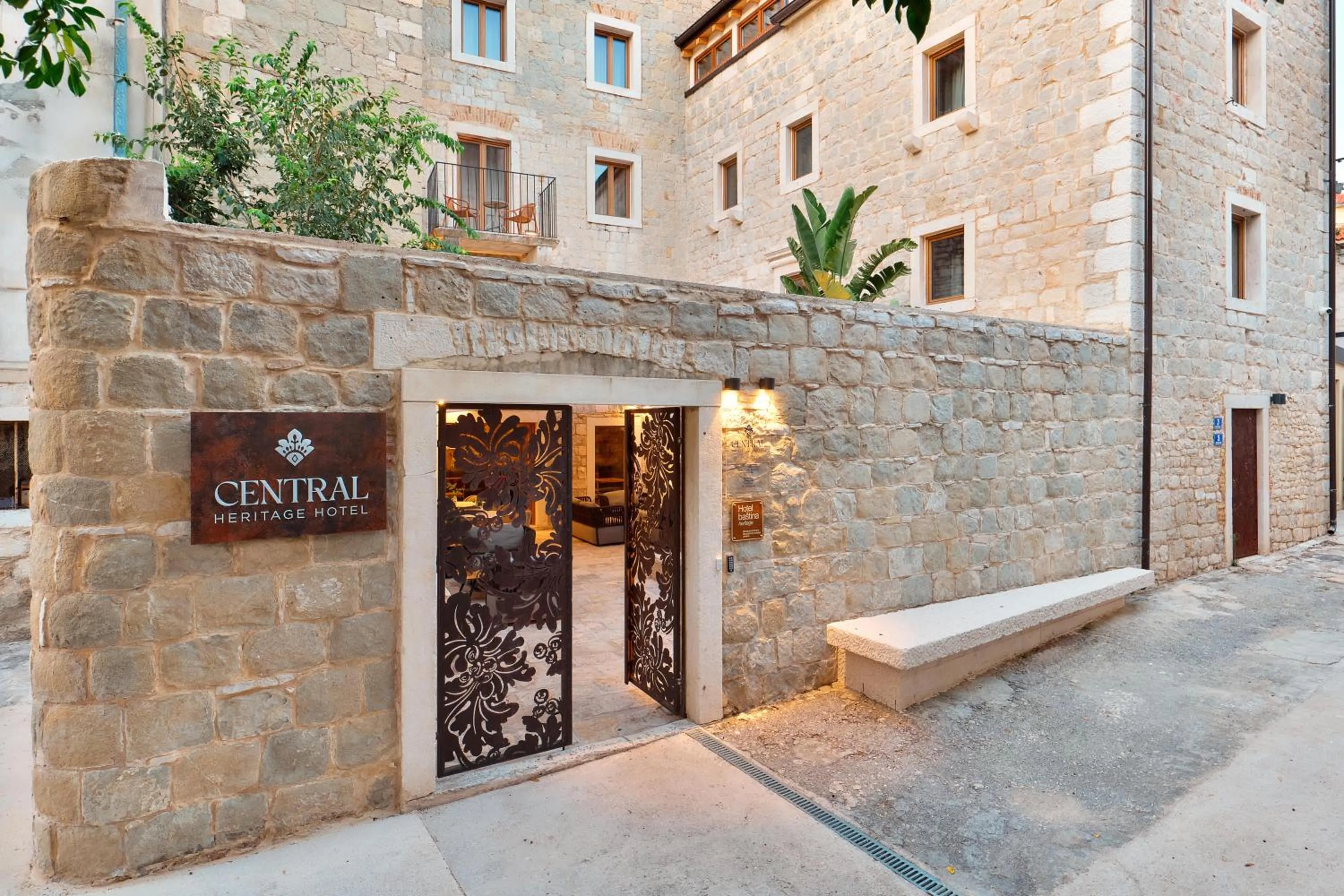 Facade/entrance in Central Heritage Hotel