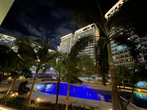 Azure Paranaque near Airport