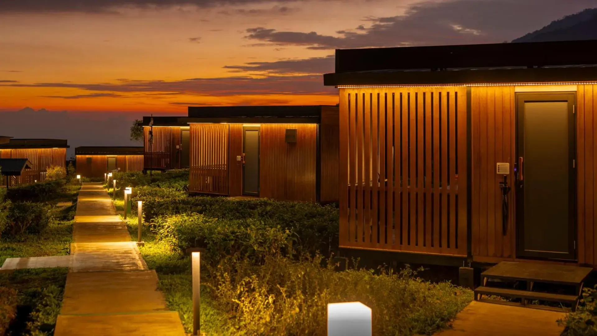 Property building in Bobocabin Sukawana, Bandung Property building in Bobocabin Sukawana, Bandung