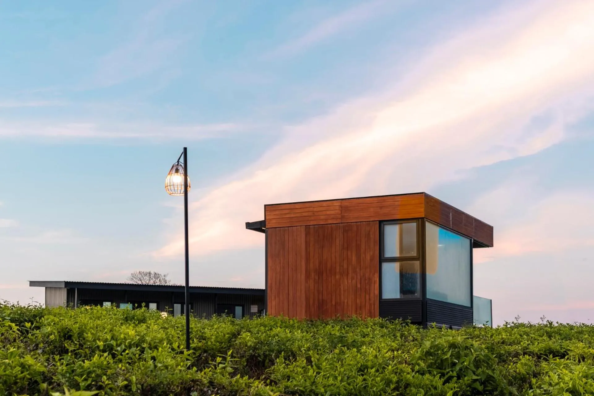 Property building in Bobocabin Sukawana, Bandung