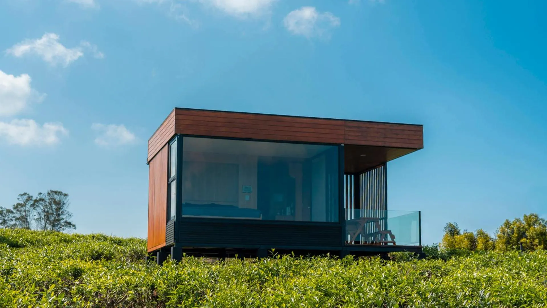 Property building in Bobocabin Sukawana, Bandung