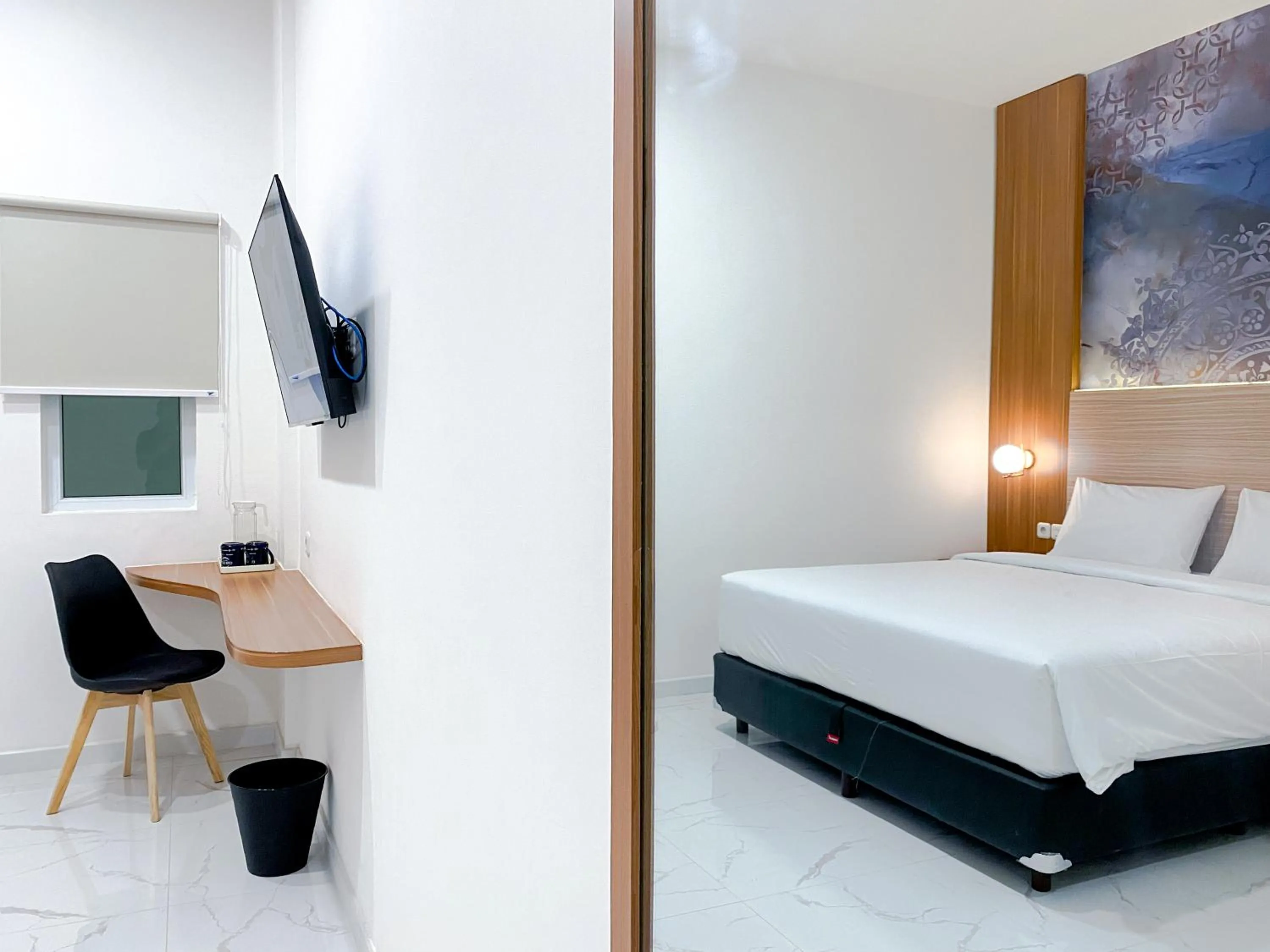 Bed in Cordex Hotel Marelan Medan