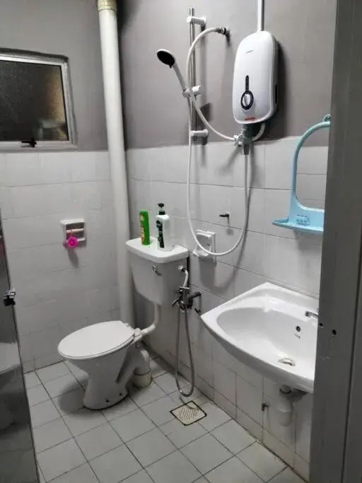 Two-Bedroom Apartment with Balcony in Milia Homestay PD Perdana Condo Two-Bedroom Apartment with Balcony in Milia Homestay PD Perdana Condo