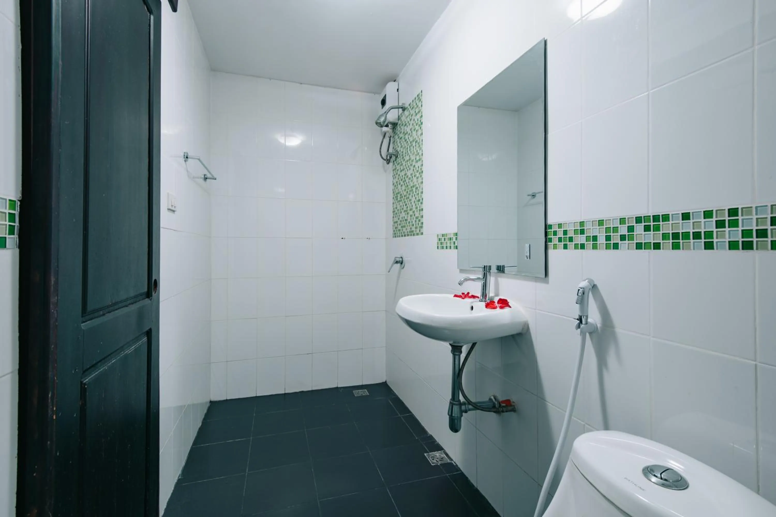 Bathroom in V Hotel Vientiane