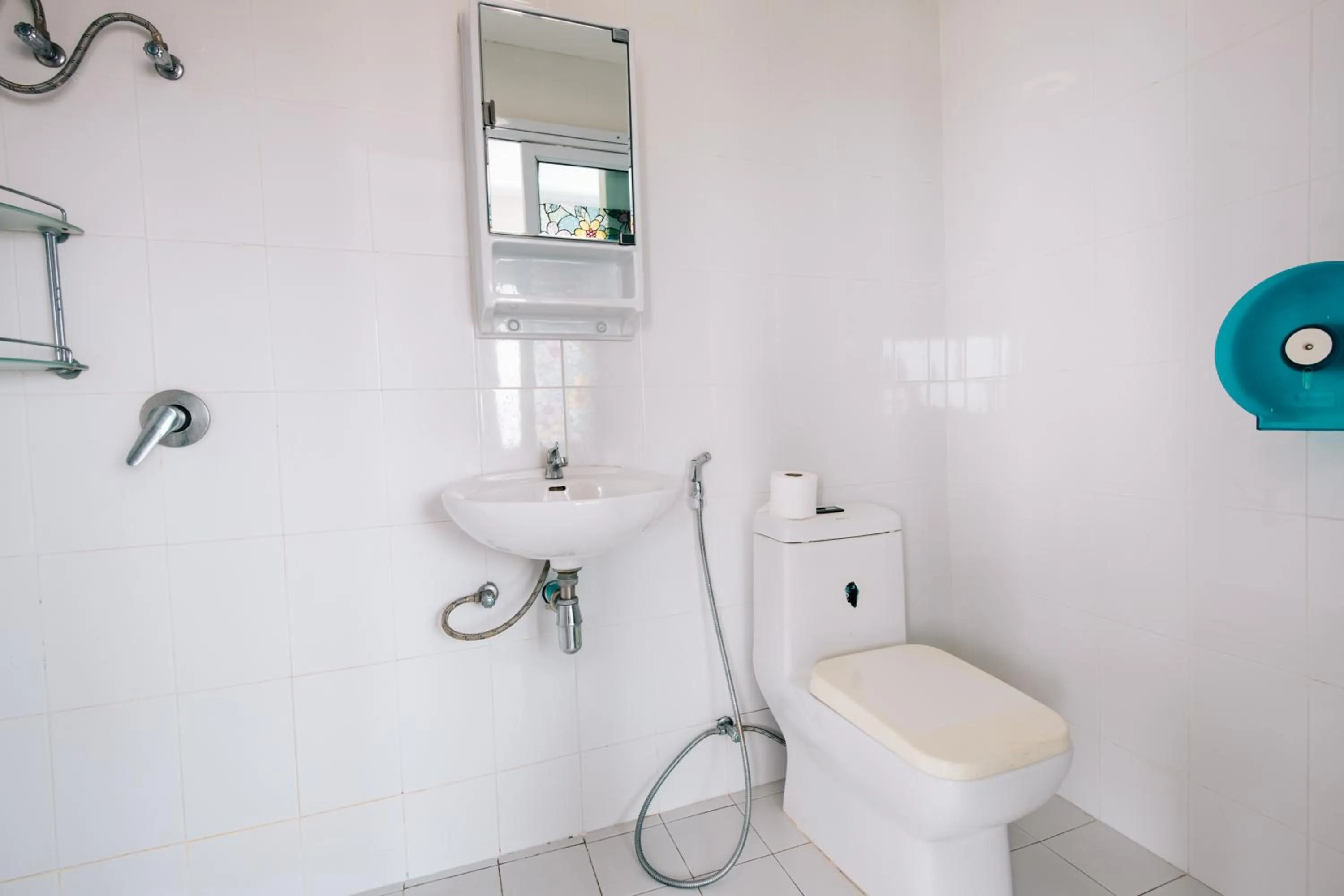 Toilet in V Hotel Vientiane