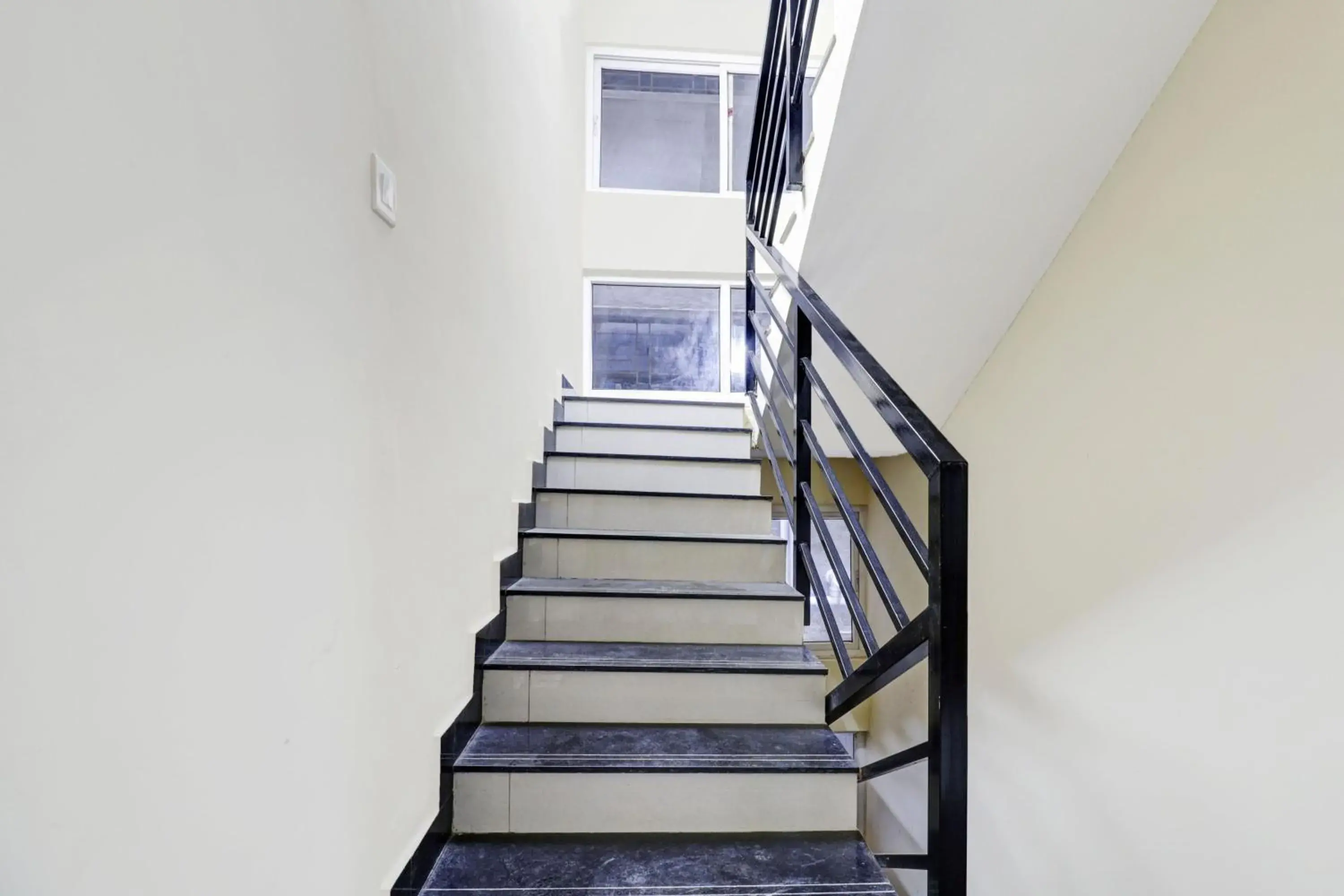 Lobby or reception in Hotel O Sri Harshitha Grand Near Zudio - Star Bazaar, Kundalhalli Gate Lobby or reception in Hotel O Sri Harshitha Grand Near Zudio - Star Bazaar, Kundalhalli Gate