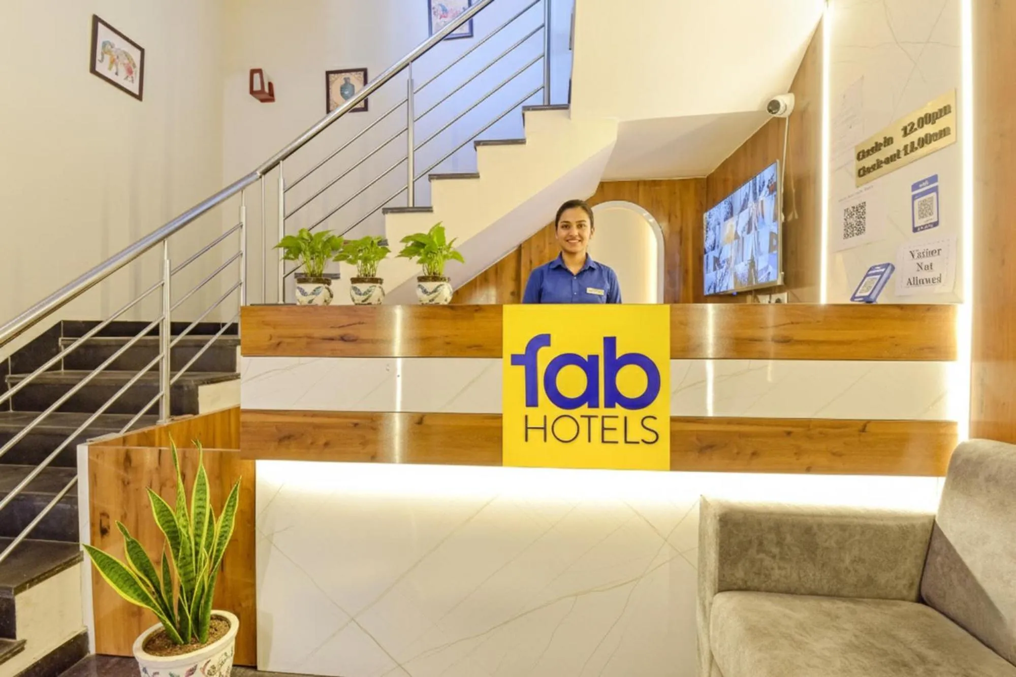 FabHotel LFC