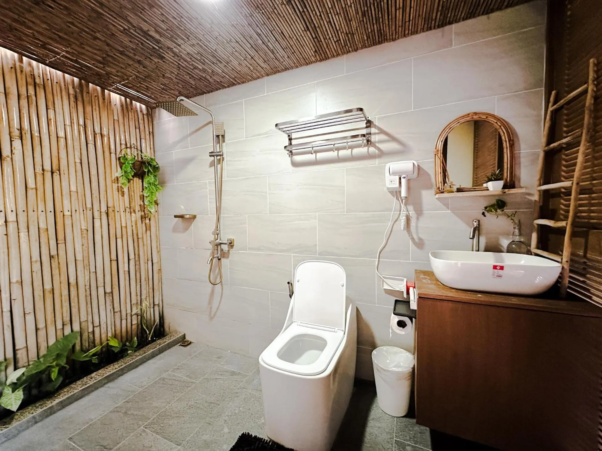 Shower in Reca Resort and Spa