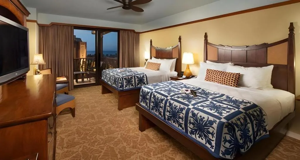 Bed in Aulani, Disney Vacation Club Villas