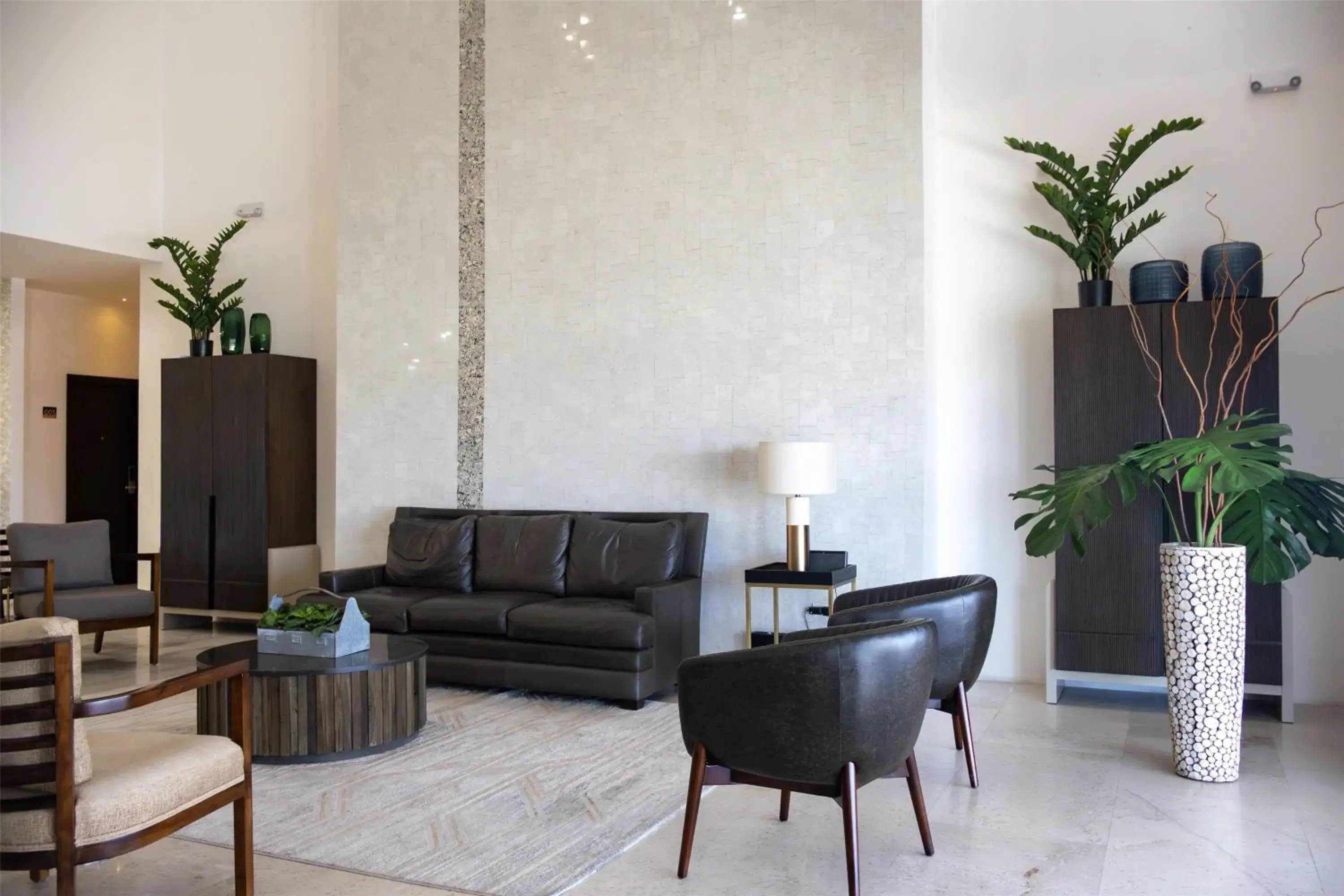 Lobby or reception in Best Western Plus Sacramento Lobby or reception in Best Western Plus Sacramento