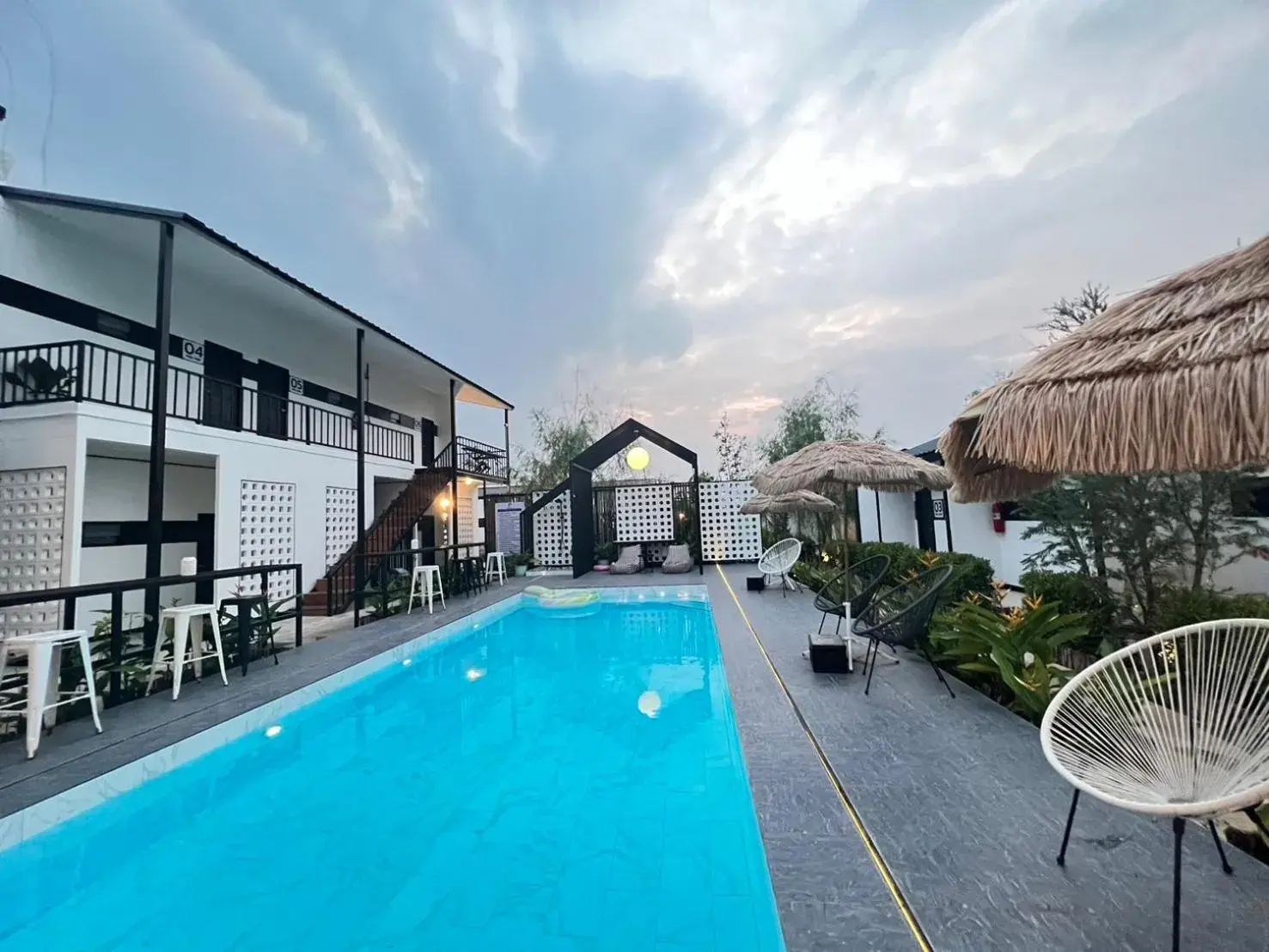 Property building in Penguin Villa Resort & Bistro Property building in Penguin Villa Resort & Bistro