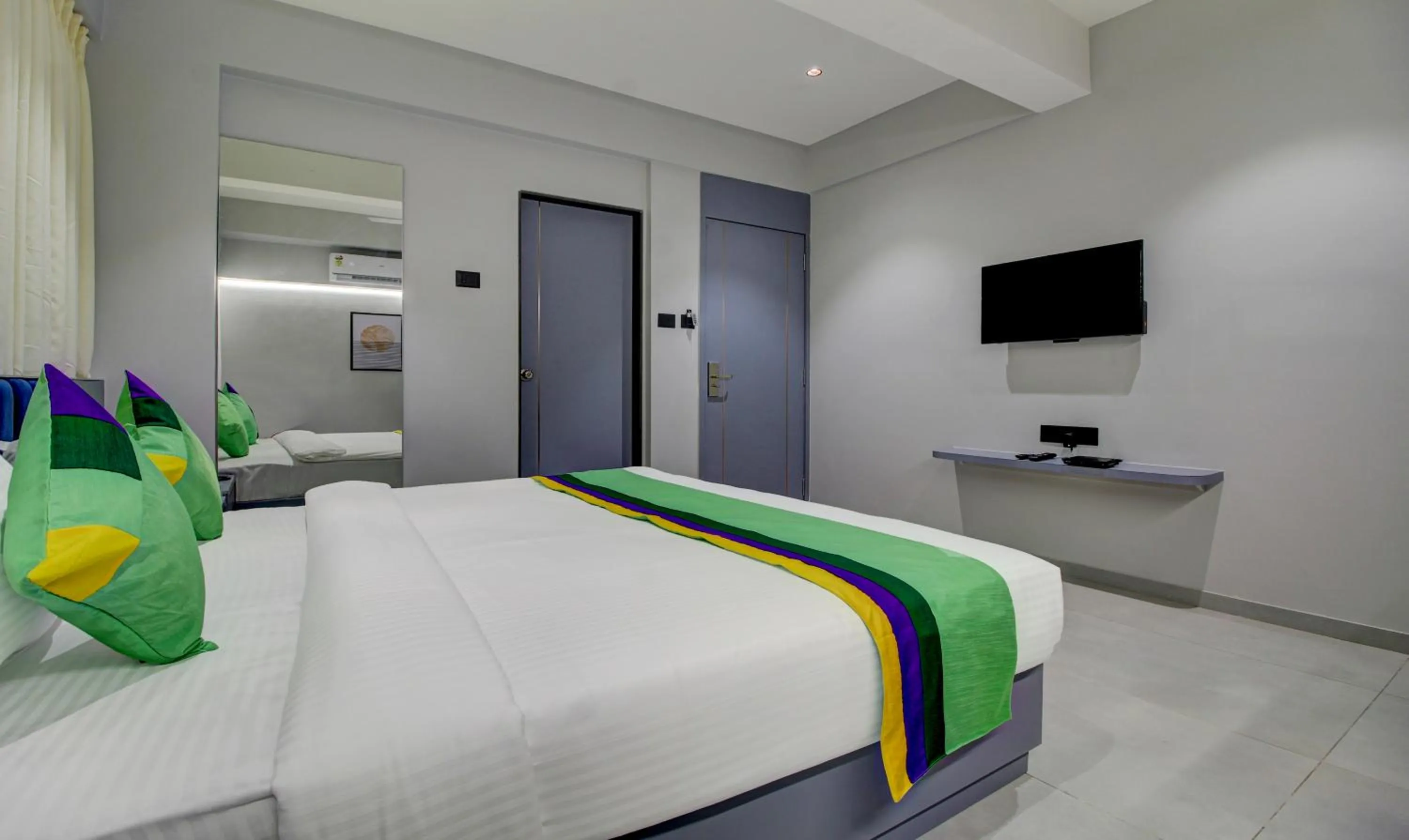 Bed in Comfort Inn Baner- Indian nationals only