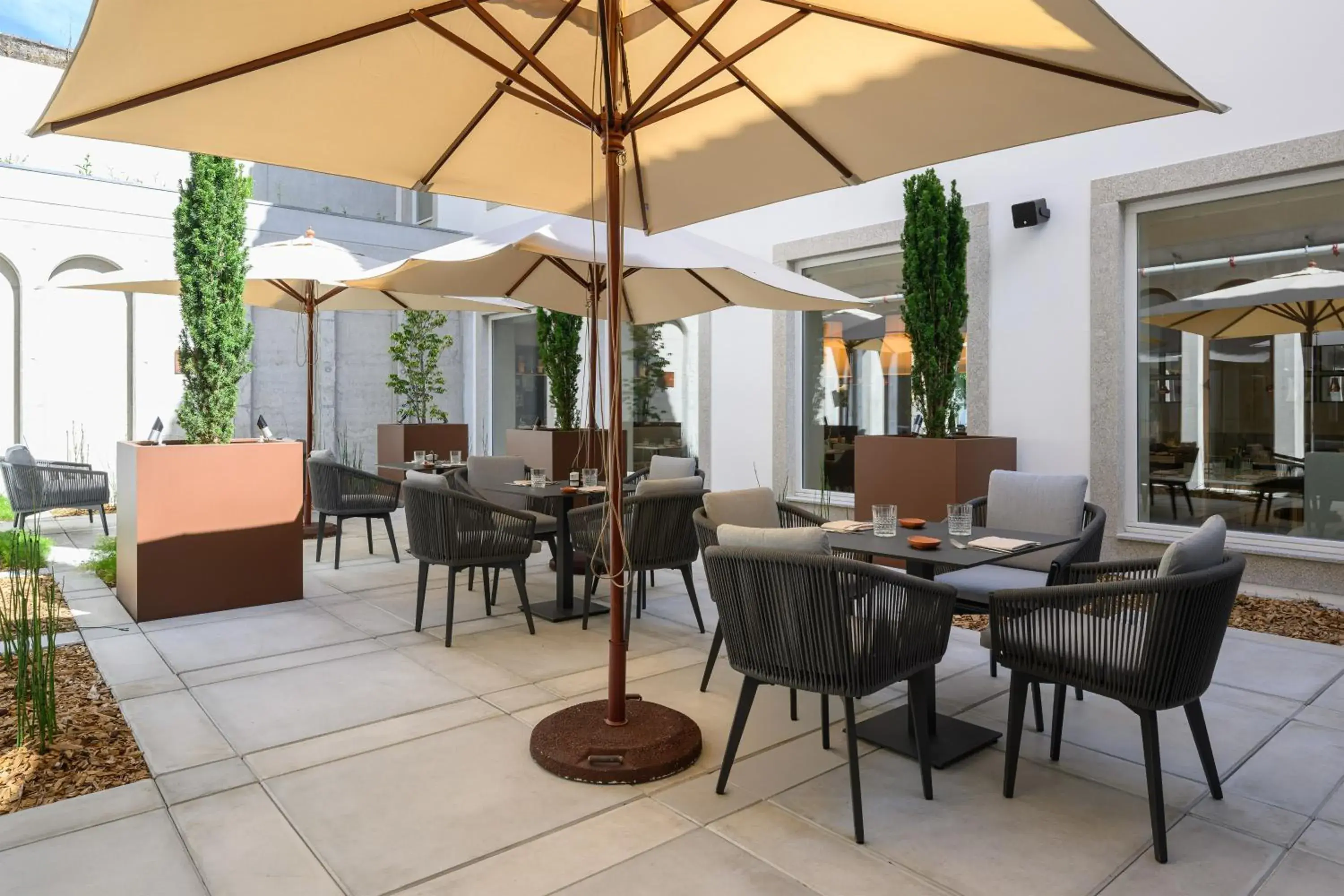 Restaurant/places to eat in INNSiDE by Meliá Braga Centro Restaurant/places to eat in INNSiDE by Meliá Braga Centro