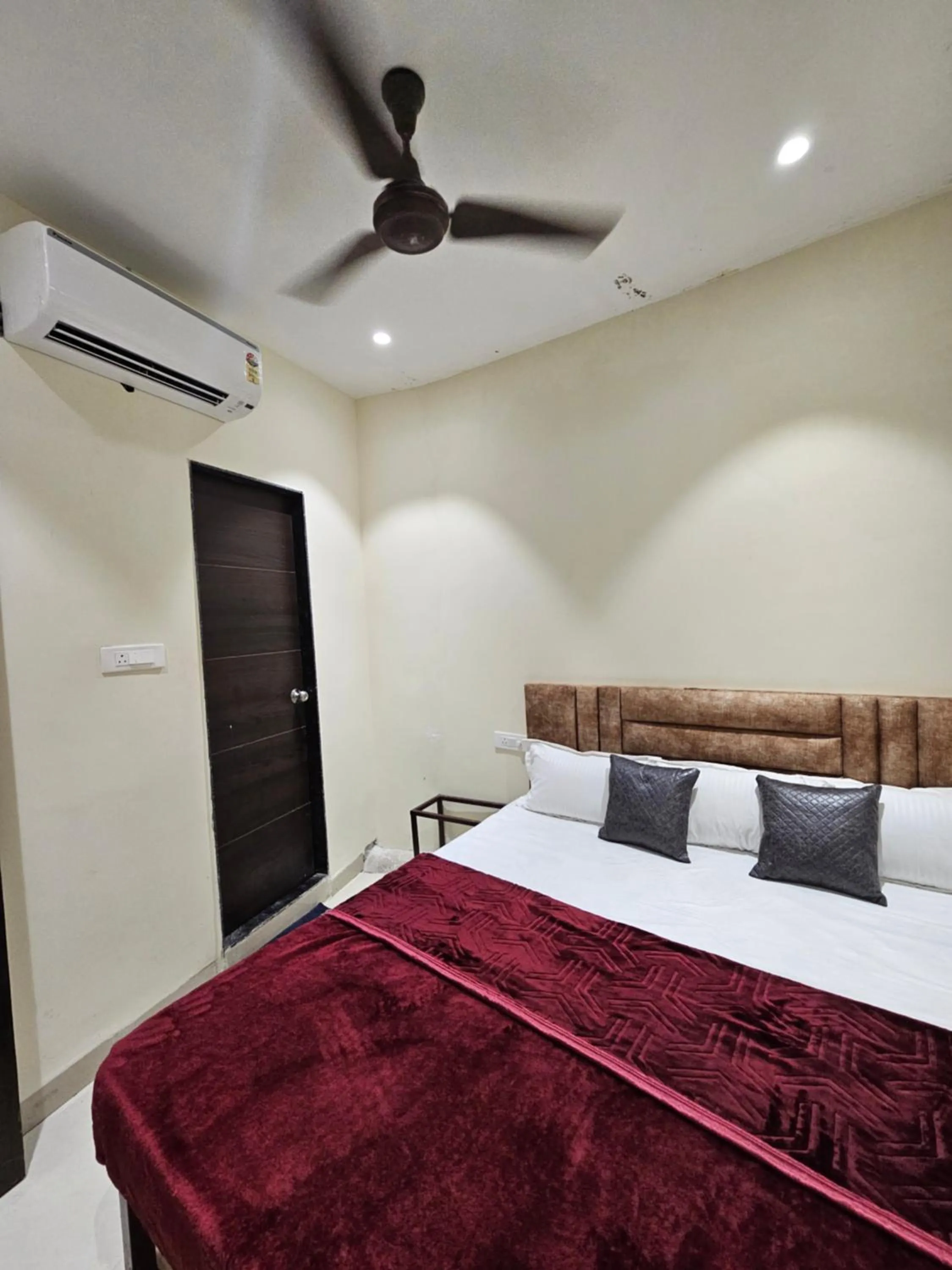 Bed in HOTEL DEV BHOOMI -Ujjain