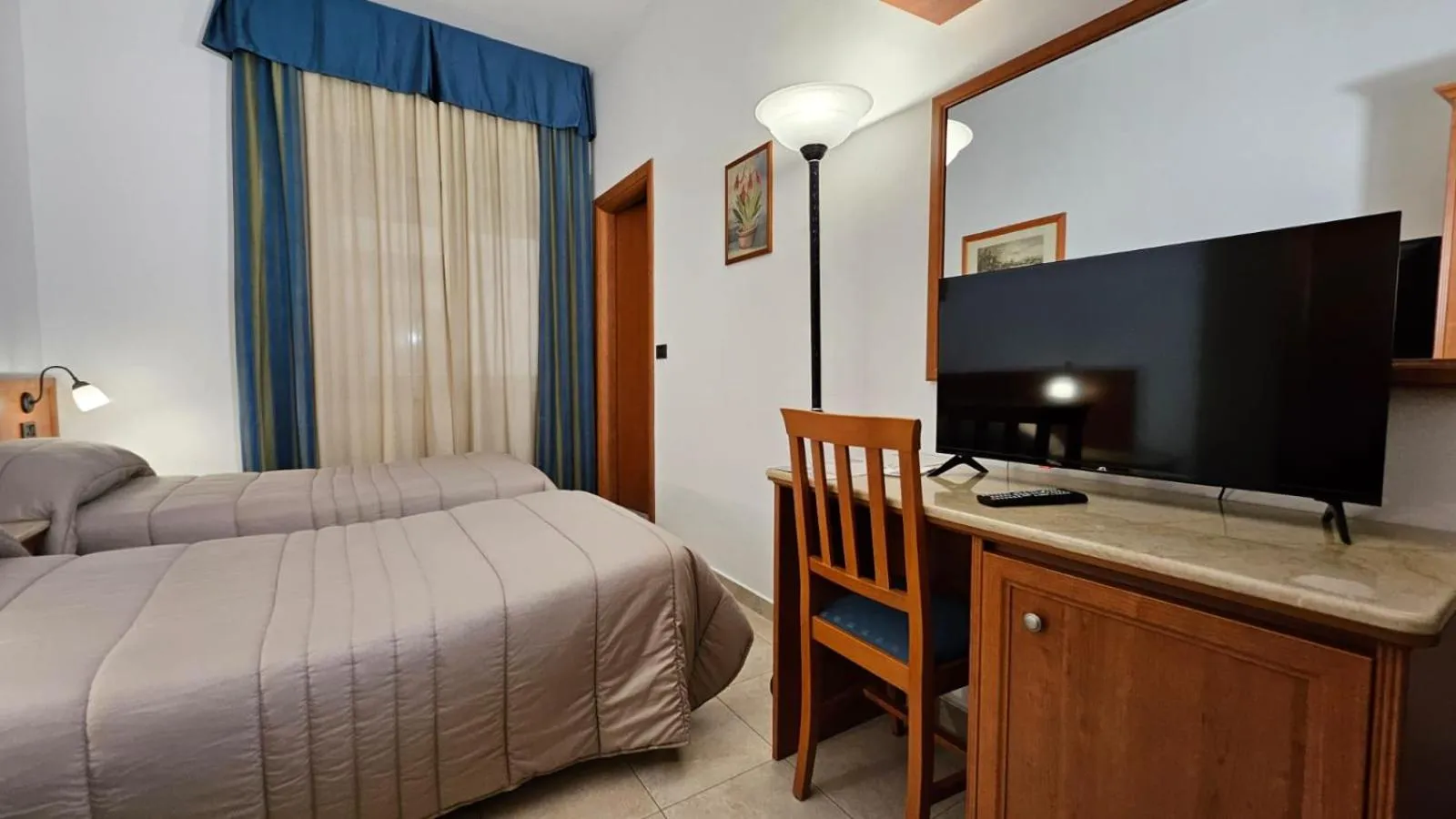 Twin Room in GH Hotel