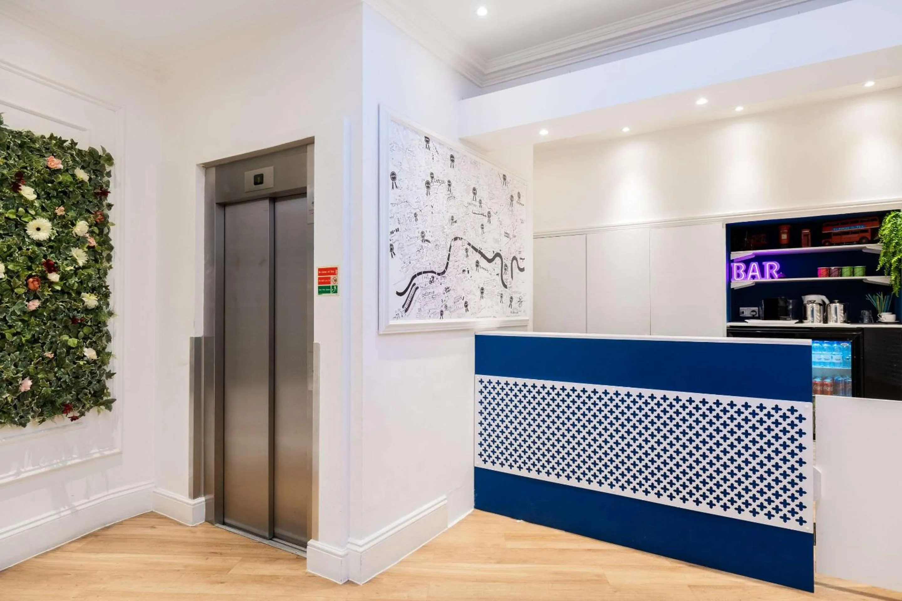 Lobby or reception, Lobby/Reception in Comfort Inn Westminster