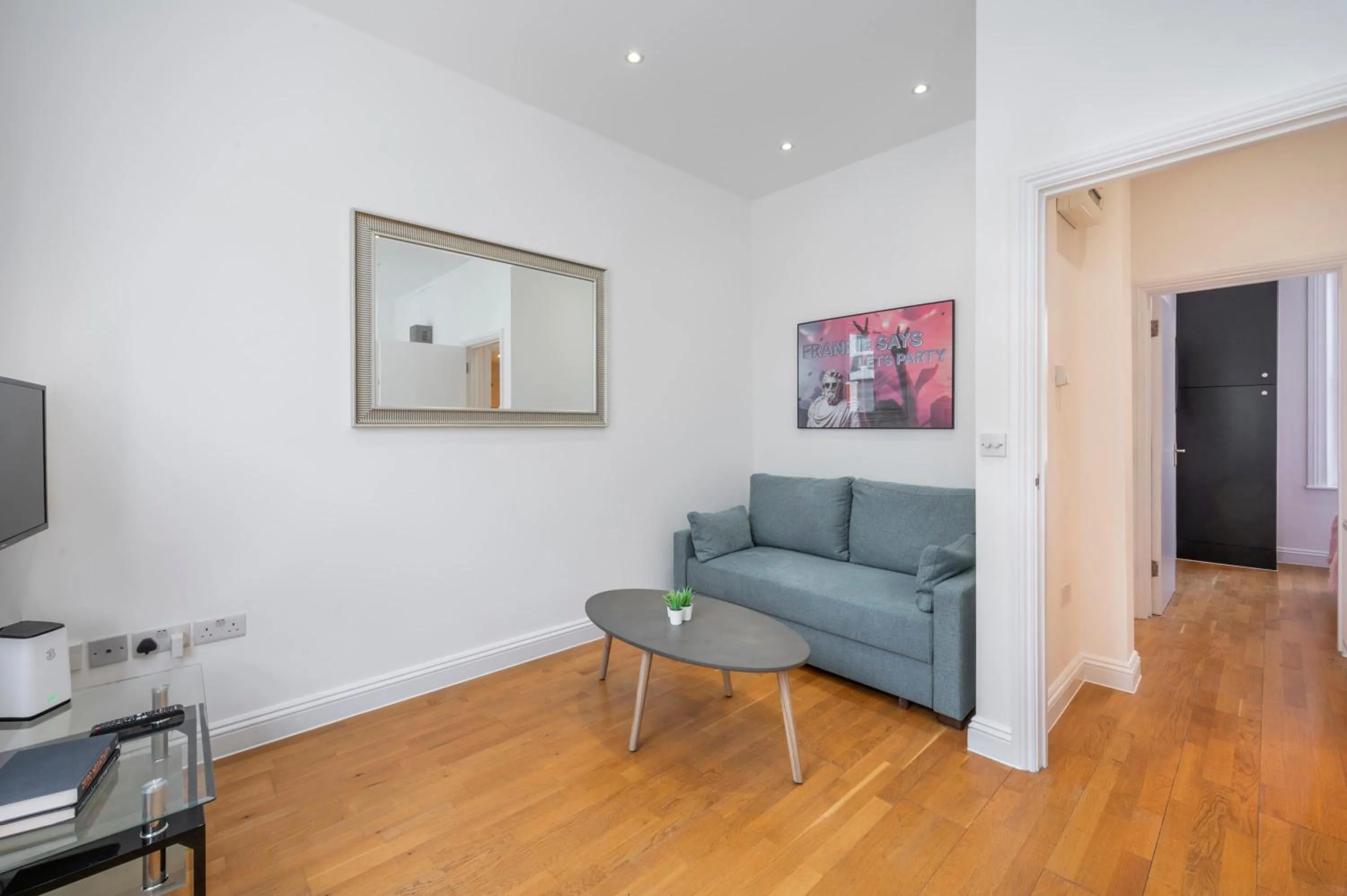 Spacious Fitzrovia 1 Bed Apartment