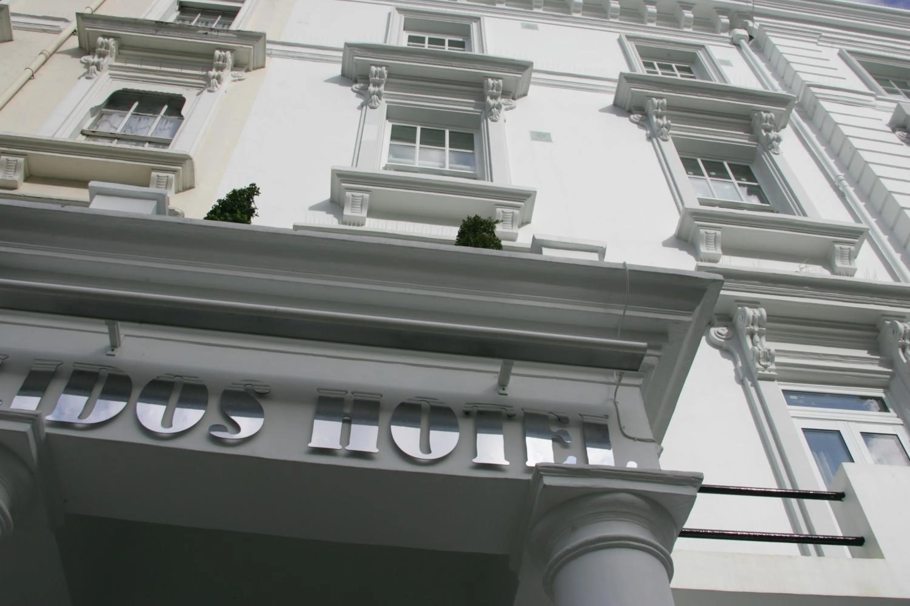 Facade/entrance in Lidos Hotel