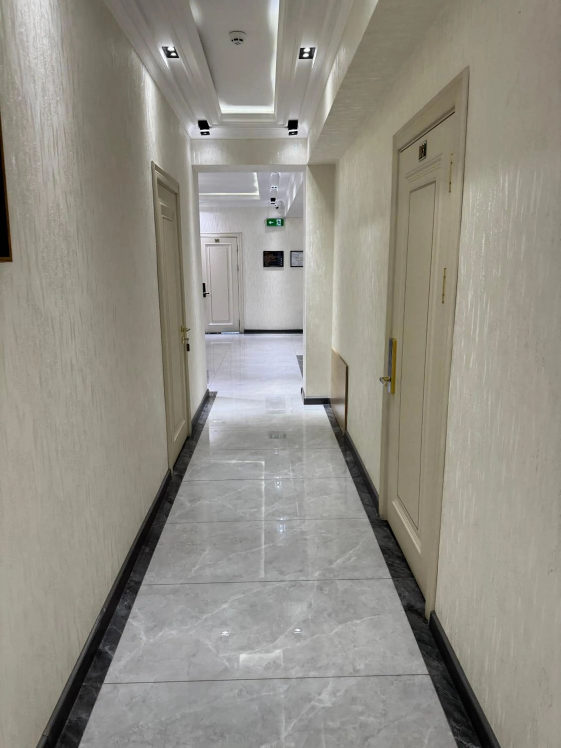 Property building in DSF GARDEN HOTEL