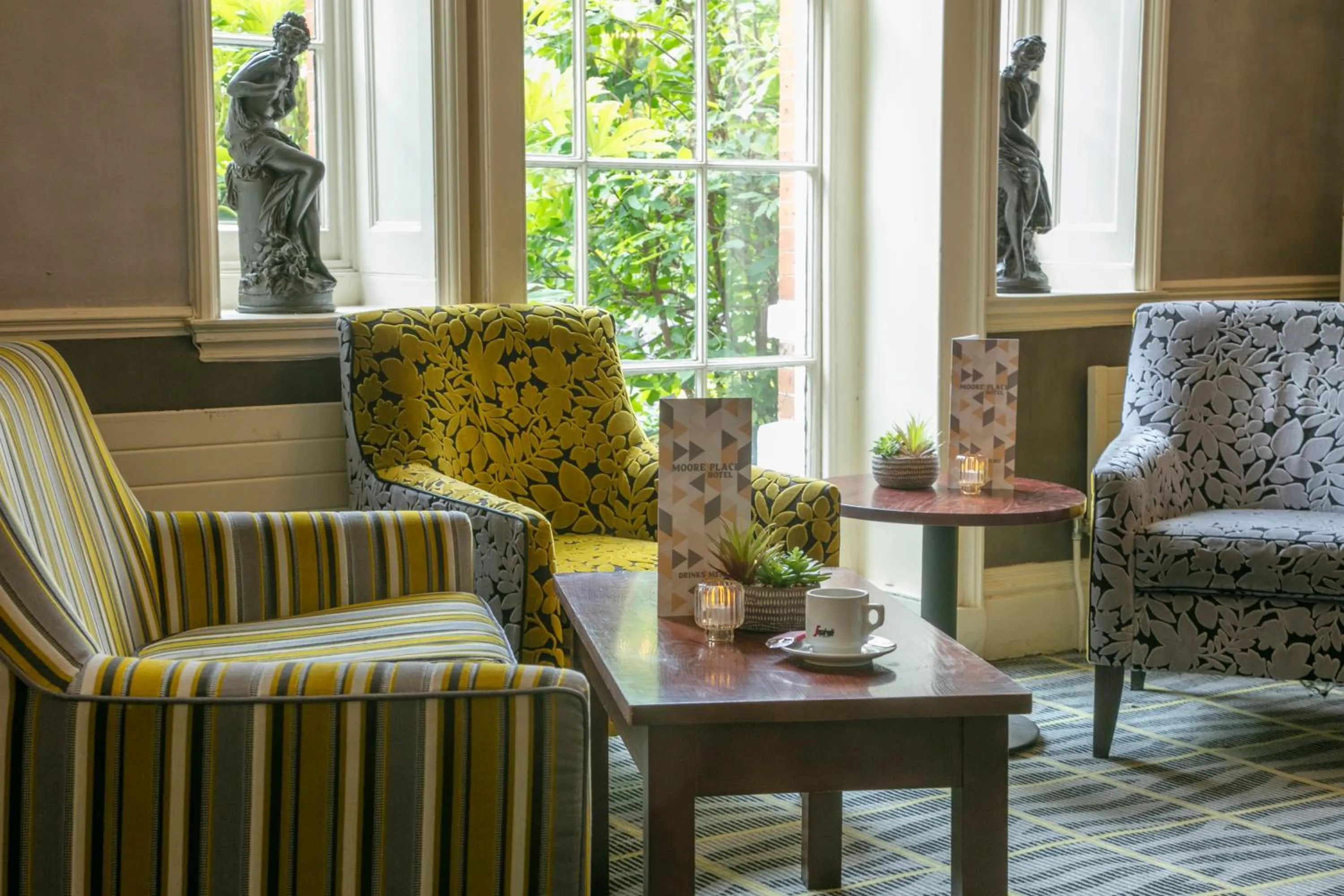 Lounge or bar in Best Western Moore Place Hotel