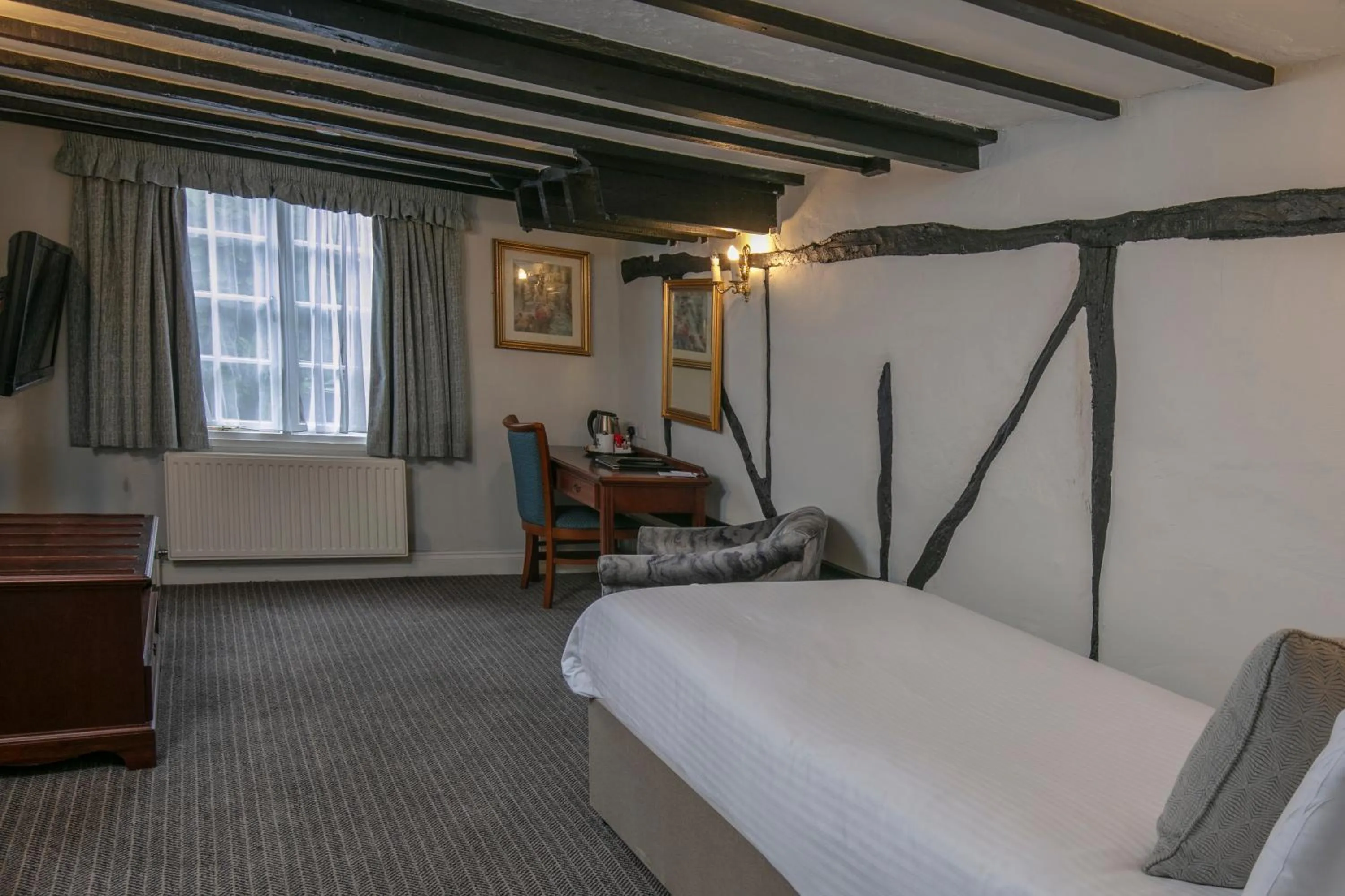 Bedroom, Bed in Best Western Moore Place Hotel