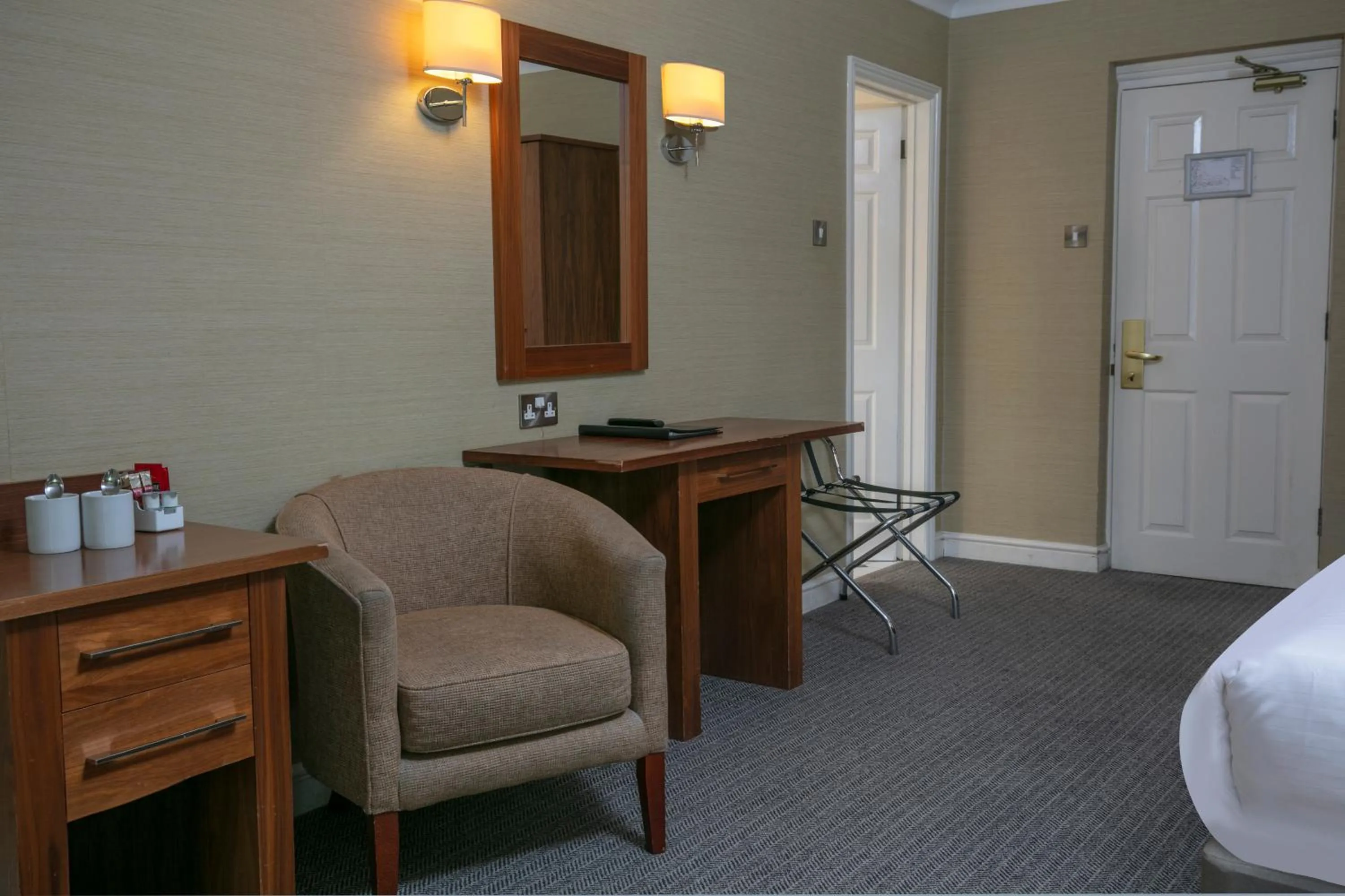 Bedroom, Bed in Best Western Moore Place Hotel