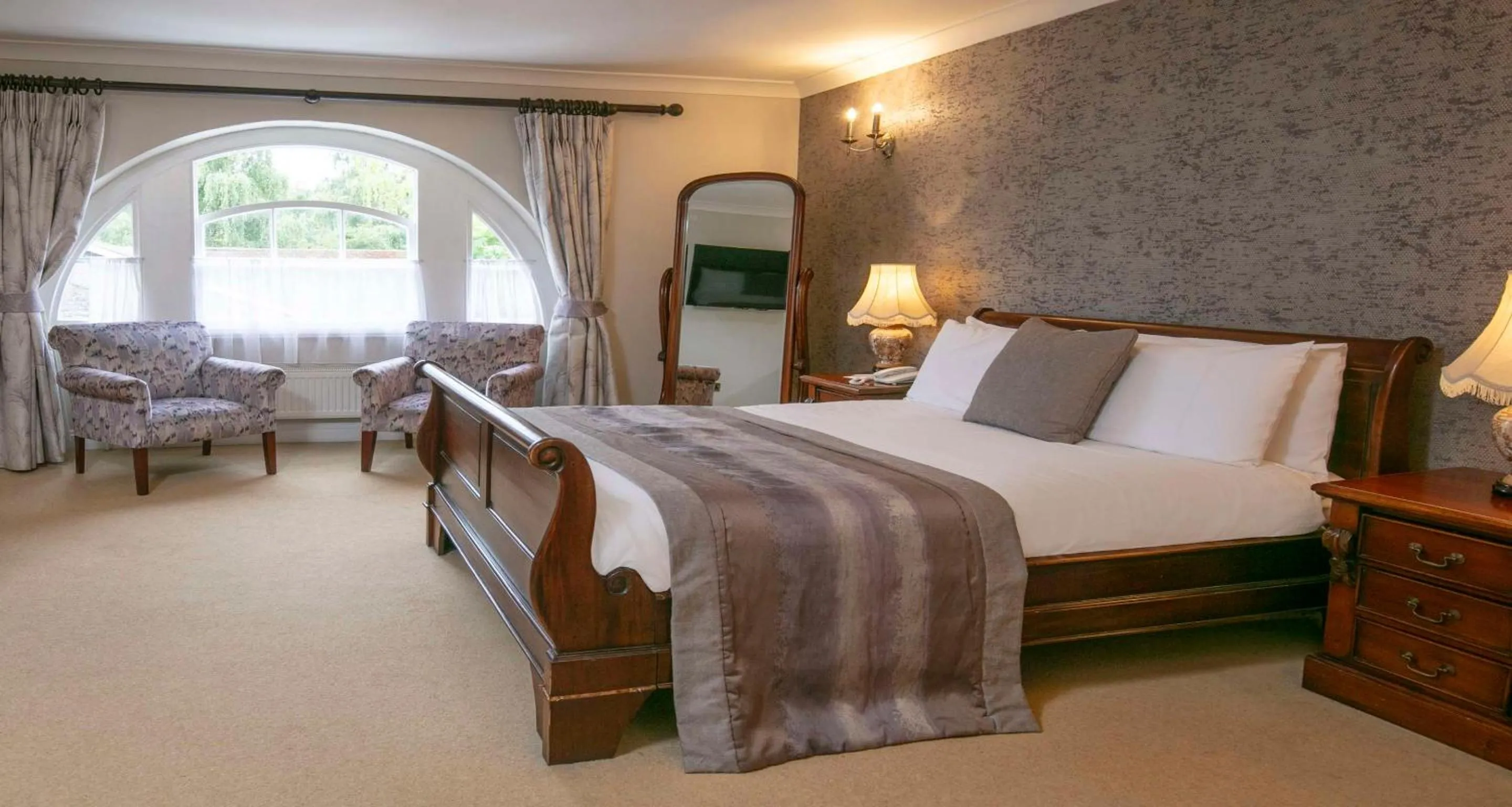 Bedroom, Bed in Best Western Moore Place Hotel