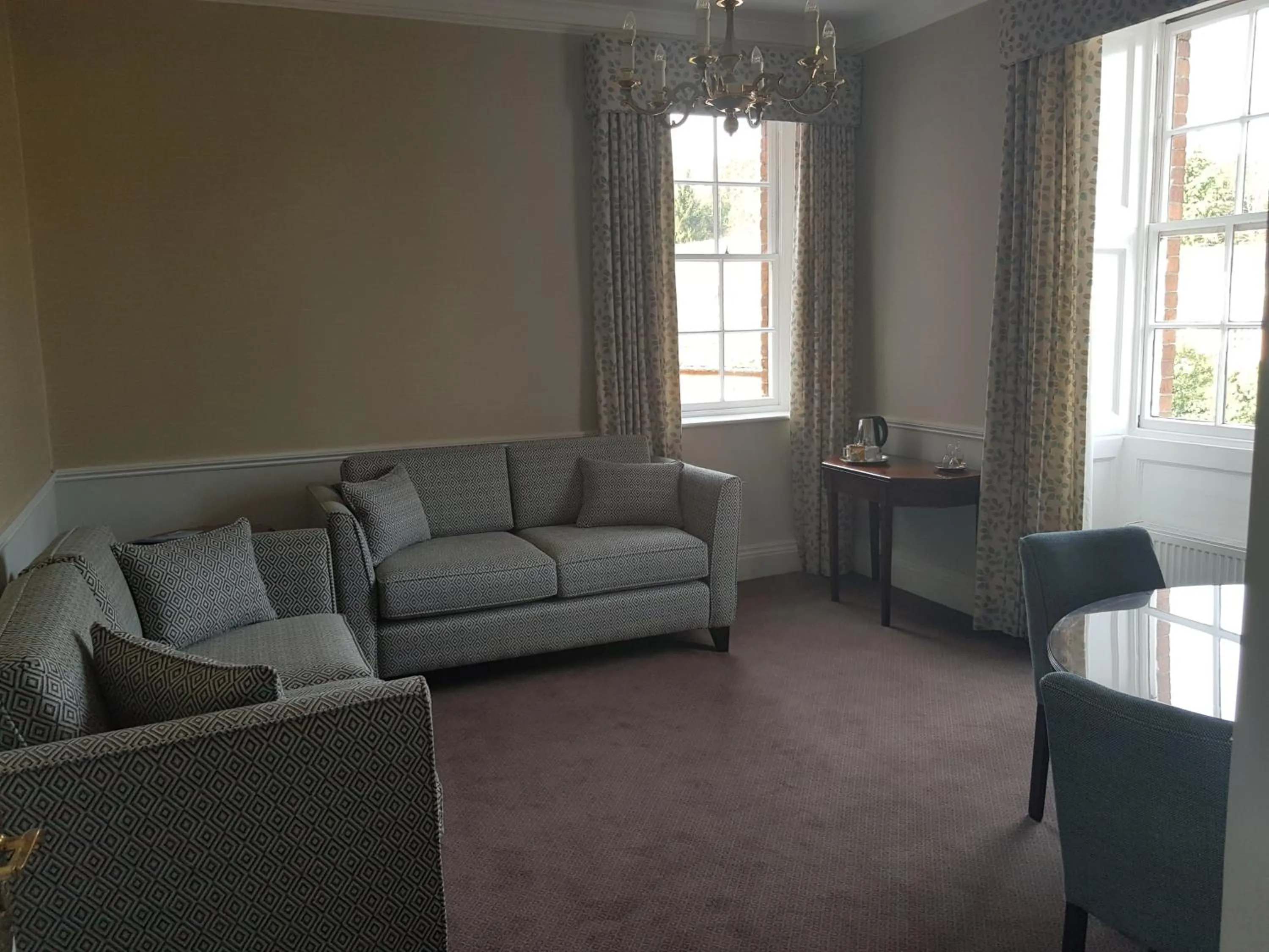 Bedroom in Best Western Moore Place Hotel