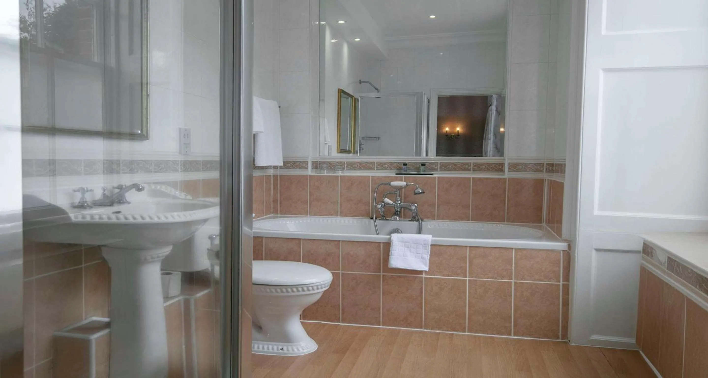 Bedroom in Best Western Moore Place Hotel